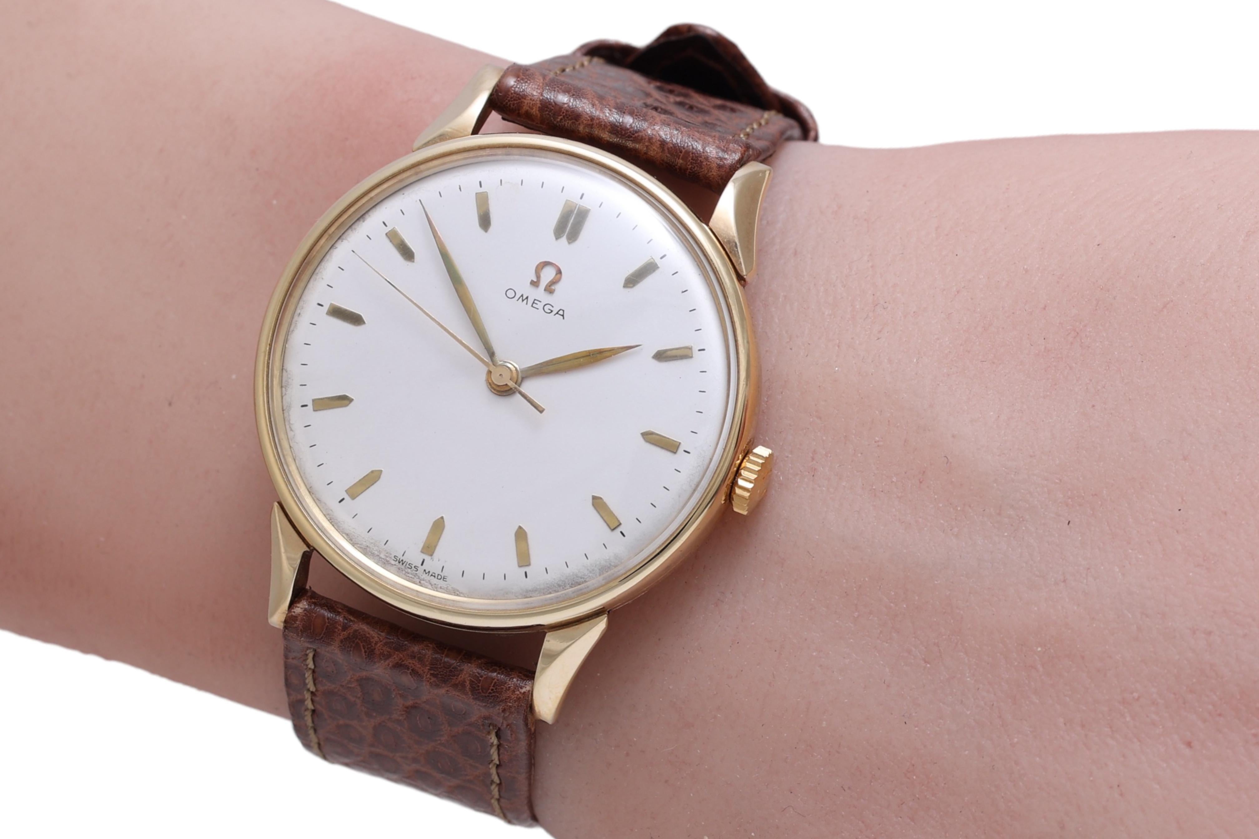 14 Kt Solid Yellow Gold Omega Jumbo, Cal 30 T2 SCPC Collectors Wrist Watch For Sale 2