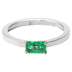 14 kt White and Pink Gold Columbian Emerald Ring