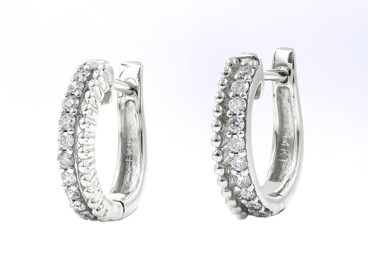 Taglio brillante 14 kt  Oro bianco - Diamante (naturale) da 0,21 ct. a doppia fila Huggie in vendita