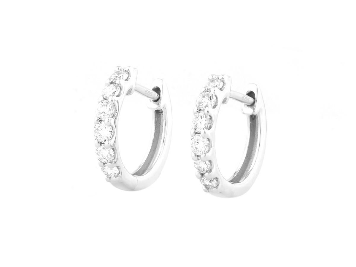 14 kt Weißgold 0,38ct (natürlicher Diamant) "Klassische Pave Huggie Hoops" im Angebot