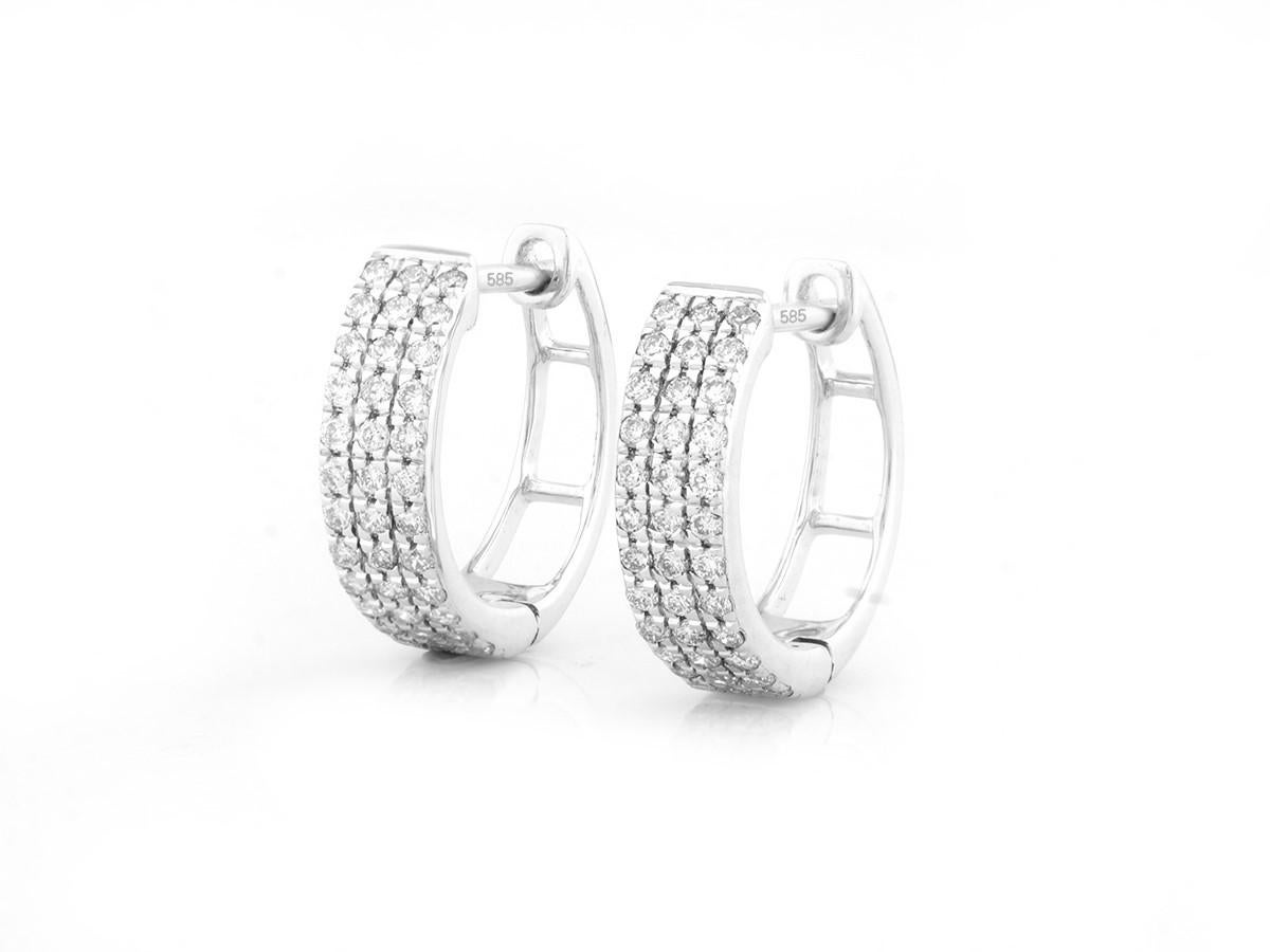 14 kt  Abbracci in oro bianco da 0,43 carati (diamante naturale) "Triple Row Radiance". in vendita