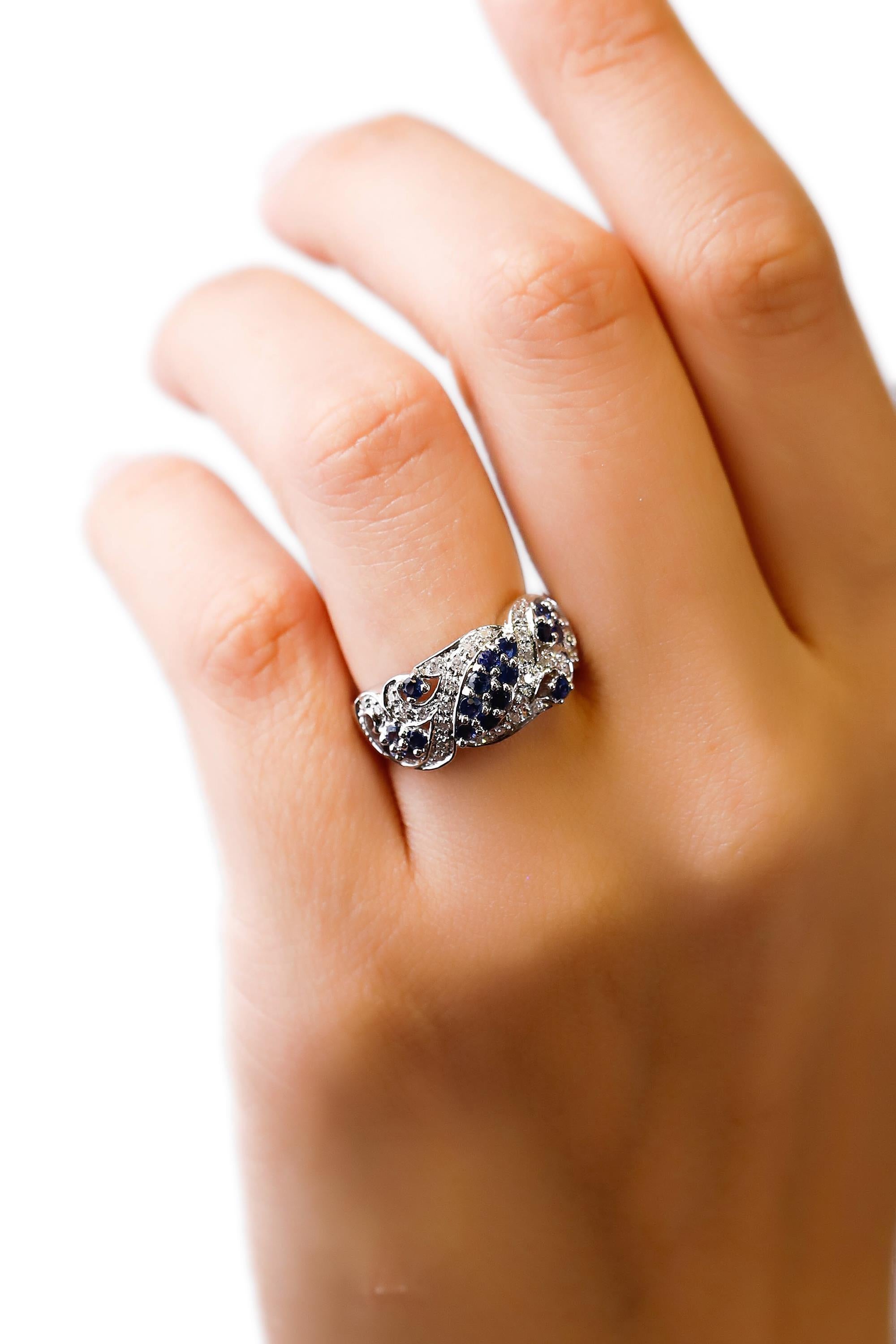 Artisan 14 Karat White Gold 0.73 Carat Blue Sapphire Round Diamond Wedding Band Ring