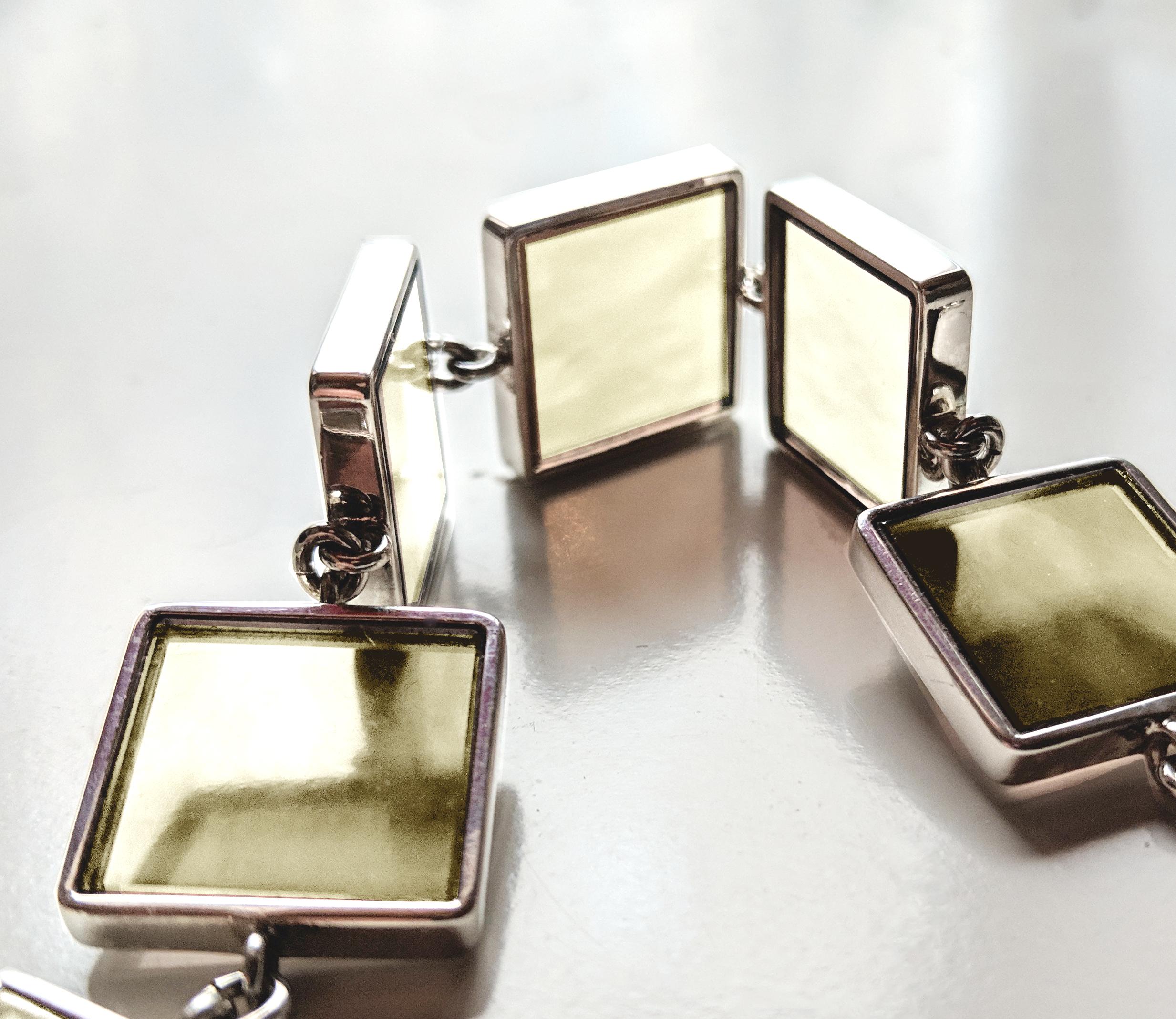 Fourteen Karat White Gold Art Deco Style Bracelet with Lemon Quartzes In New Condition For Sale In Berlin, DE