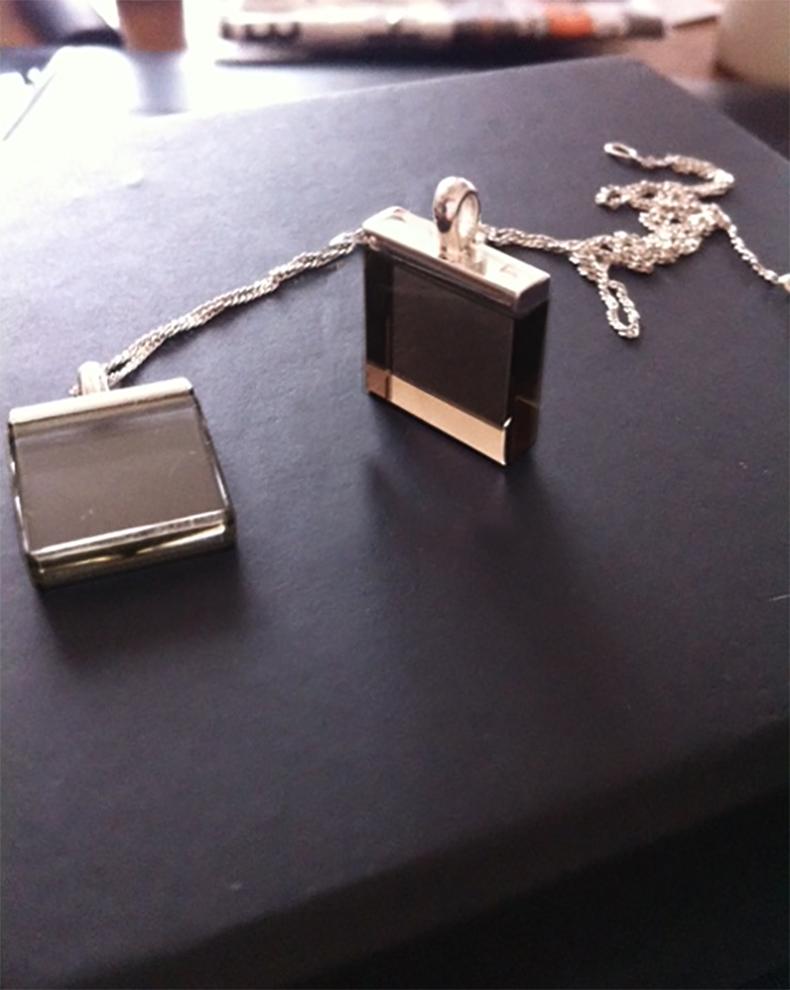 Featured in Vogue UA Fourteen Karat Gold Pendant Necklace with Smoky Quartz In New Condition For Sale In Berlin, DE