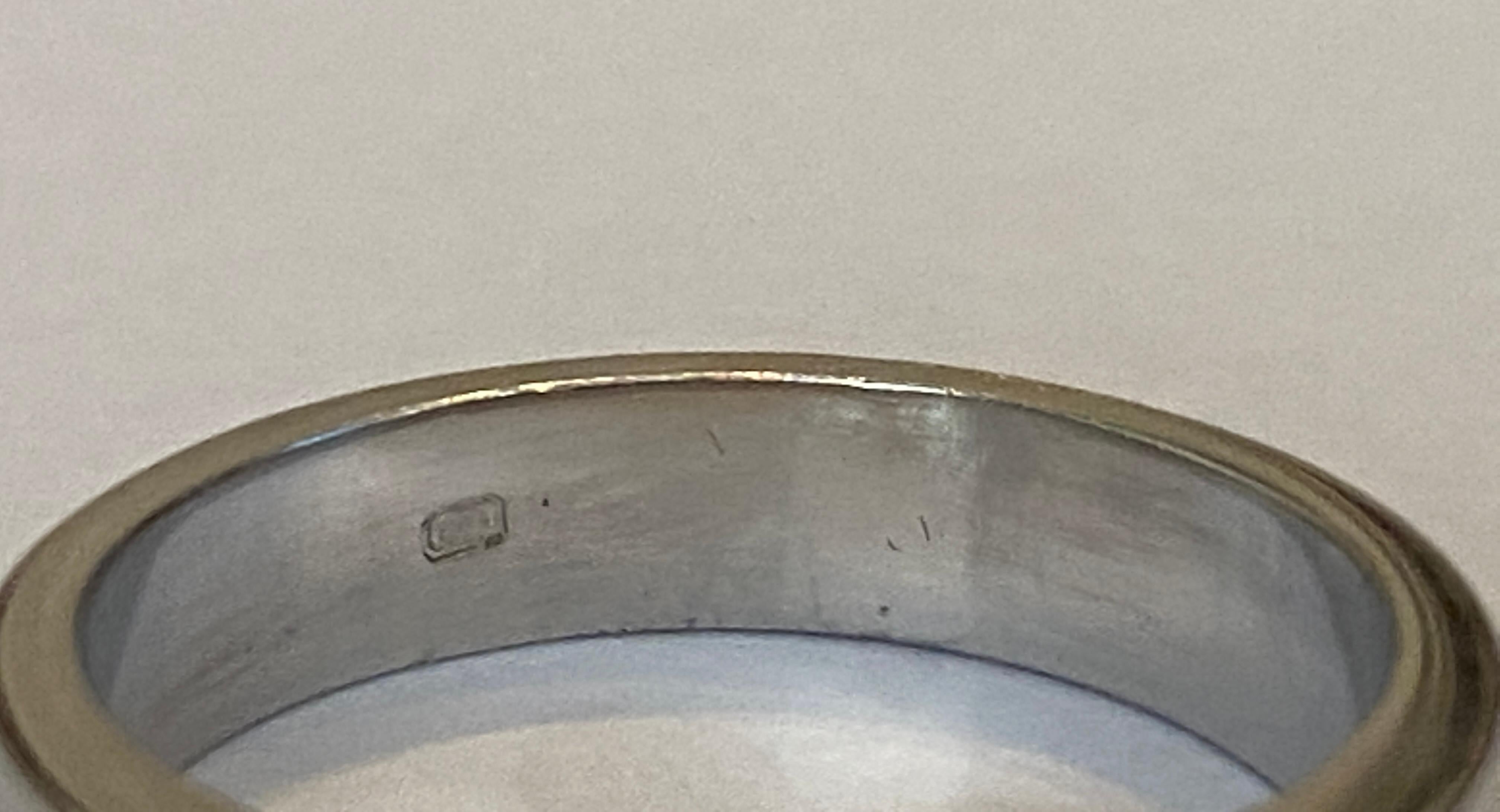 14 kt. White gold Band Three stones Ring with Diamonds 2