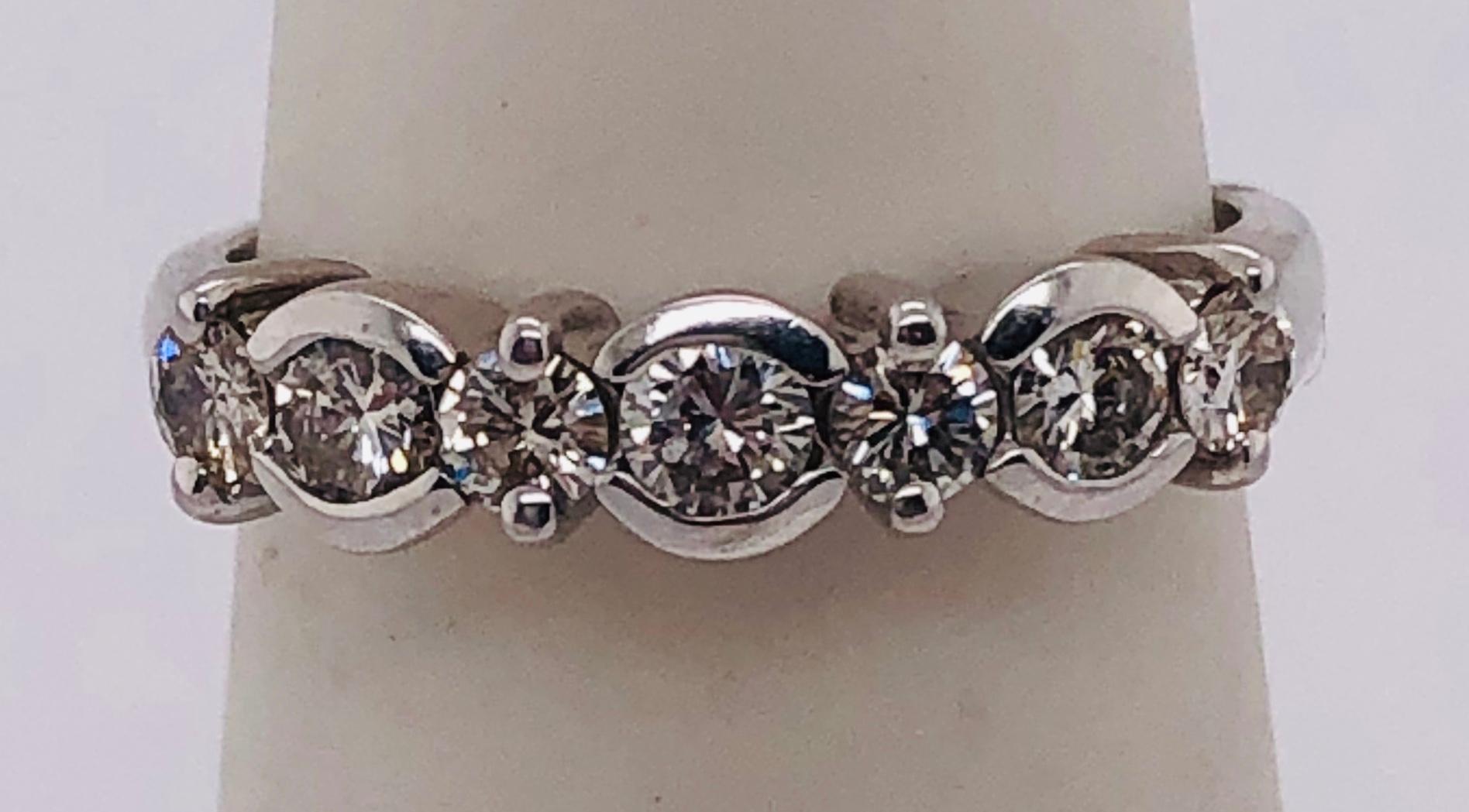 Modern 14 Karat White Gold Diamond Band Anniversary Bridal Ring 0.75 TDW For Sale