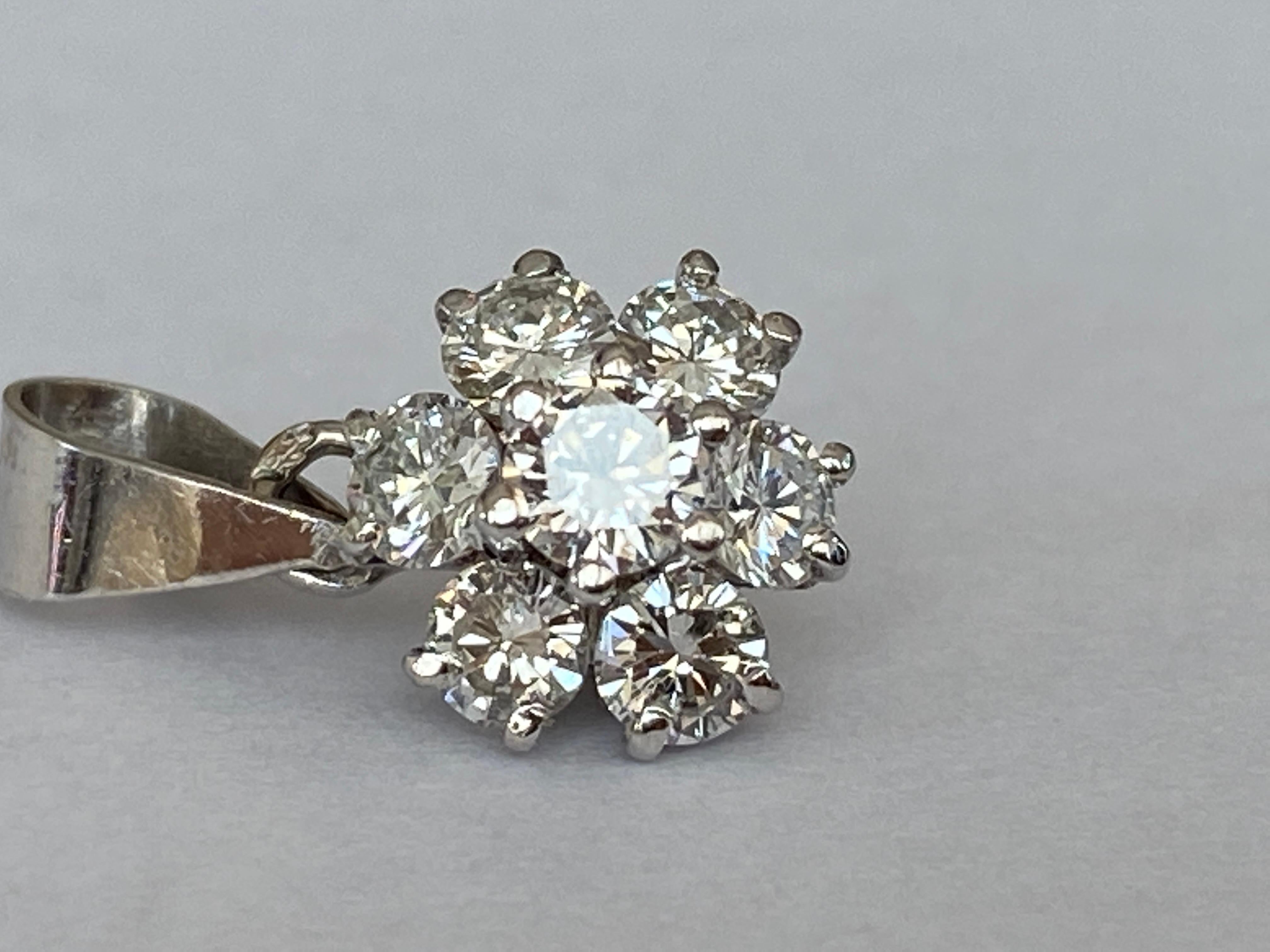 Pendente a rosetta con diamante in oro bianco 14 kt In condizioni buone in vendita a AMSTERDAM, NL