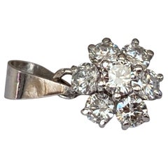 14 kt white gold Diamond rosette pendant