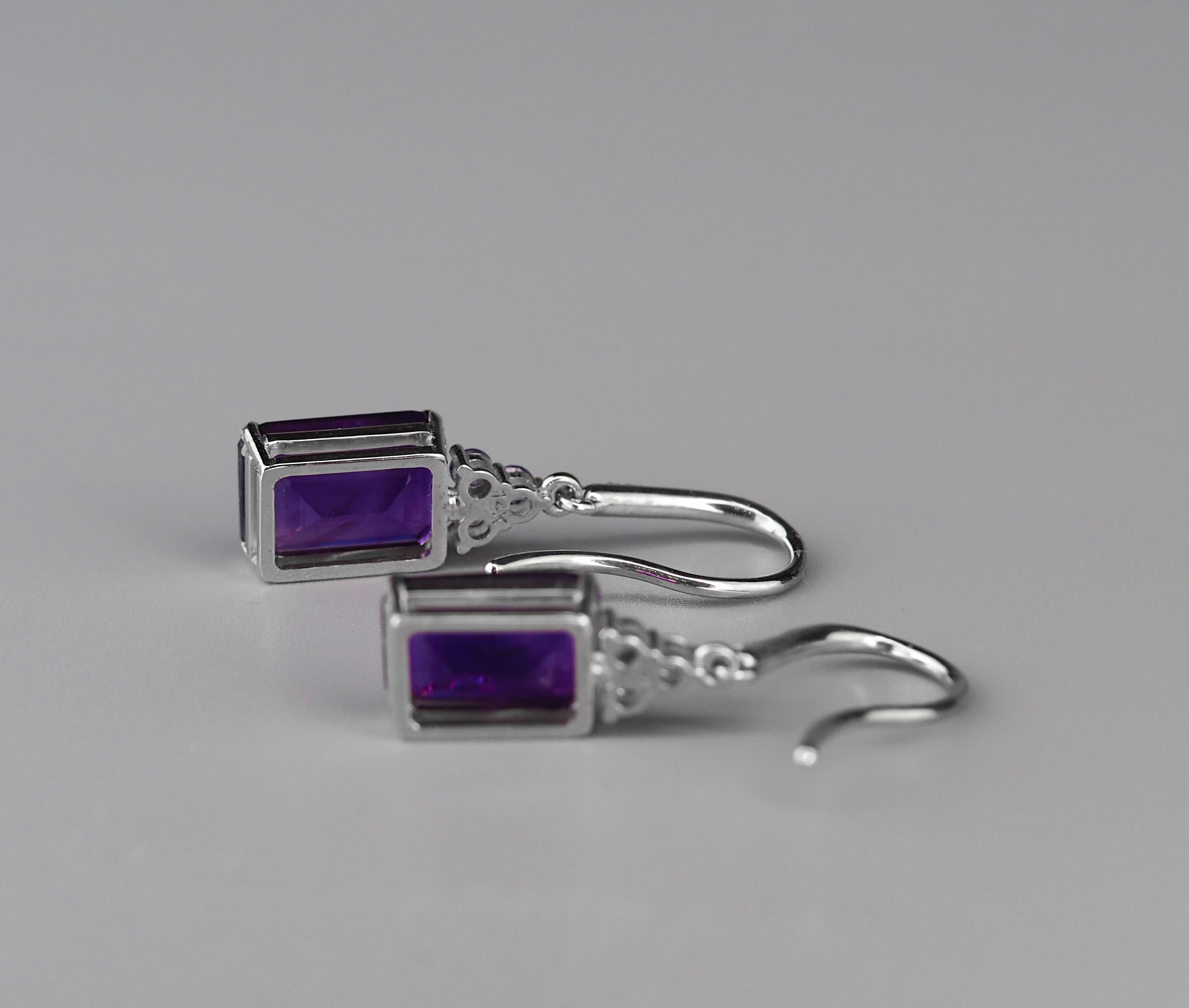 14 Kt White Gold Earrings with Amethysts, Tanzanites and Diamonds! In New Condition For Sale In Istanbul, TR