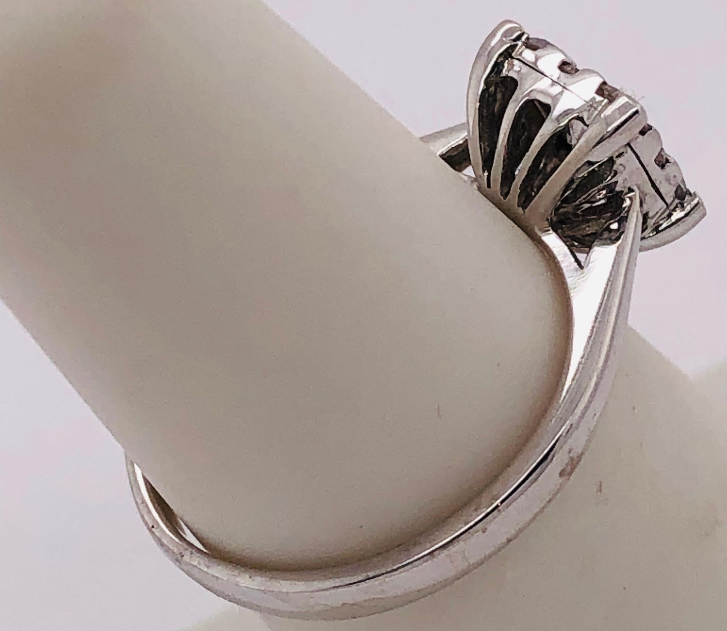 14 Karat White Gold Engagement Bridal Ring with Diamonds 0.67 TDW For Sale 4