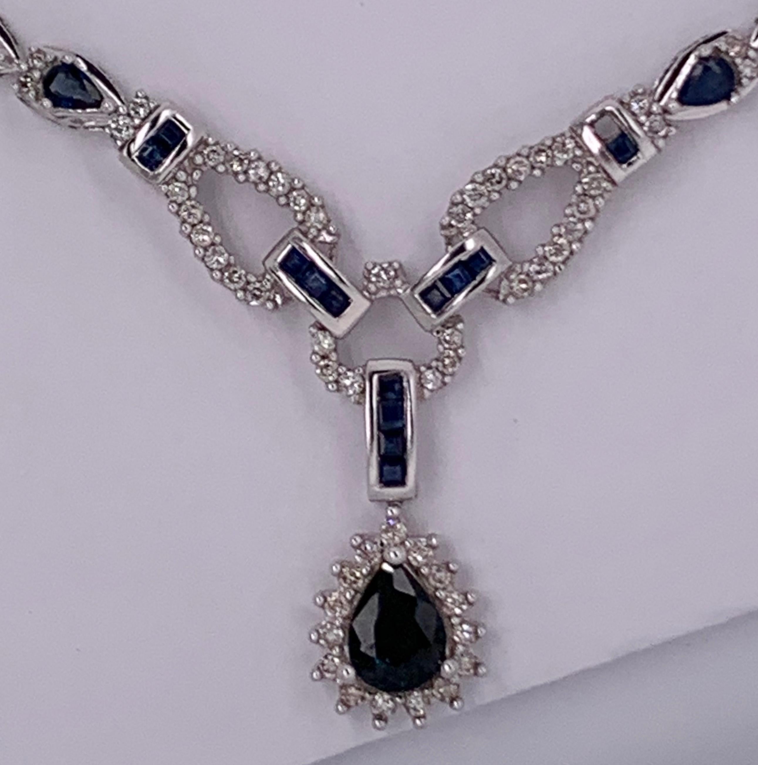14 Karat White gold Necklace 2 Carat, 23 Grams In Good Condition For Sale In Stamford, CT