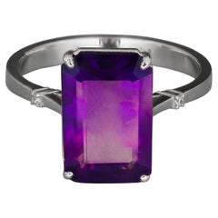 Amethyst and Diamonds 14k gold ring