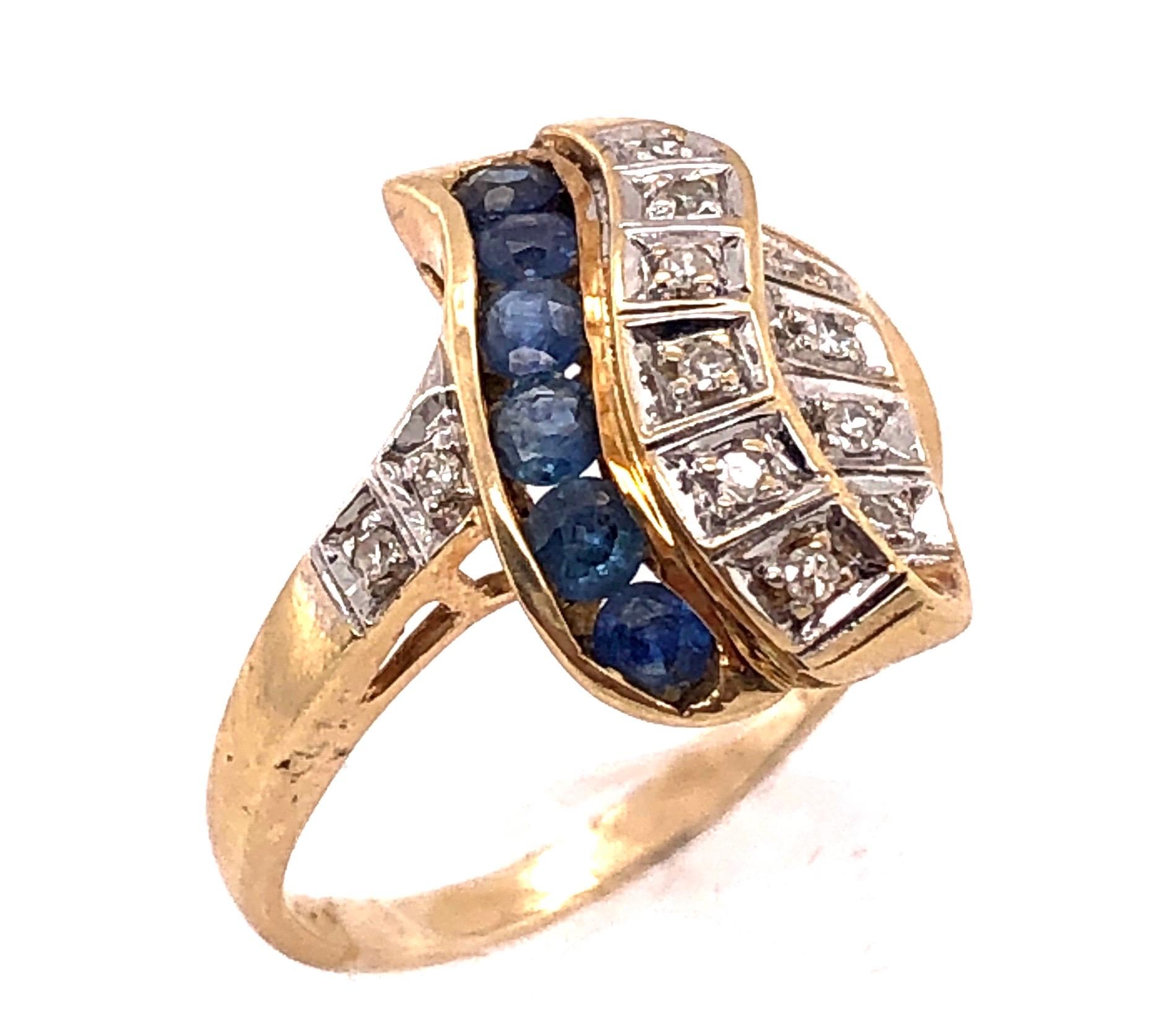 14 Karat Yellow and White Gold Blue Sapphire and Diamond Contemporary Ring For Sale 2