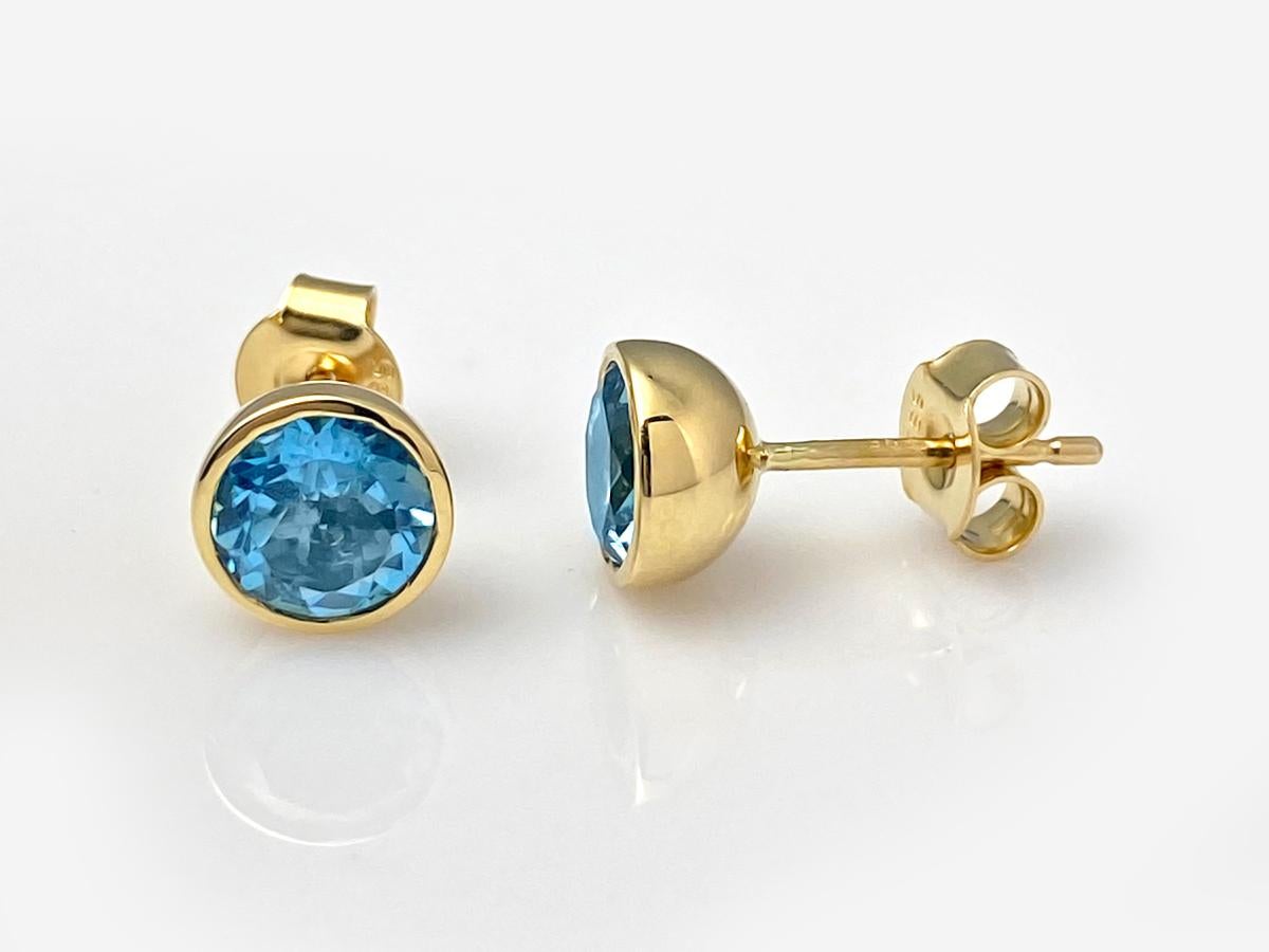 14 kt Yellow gold 2.14ct Topaz 'Azure Ocean' Bezel Studs' In condizioni Nuovo in vendita a Antwerp, BE
