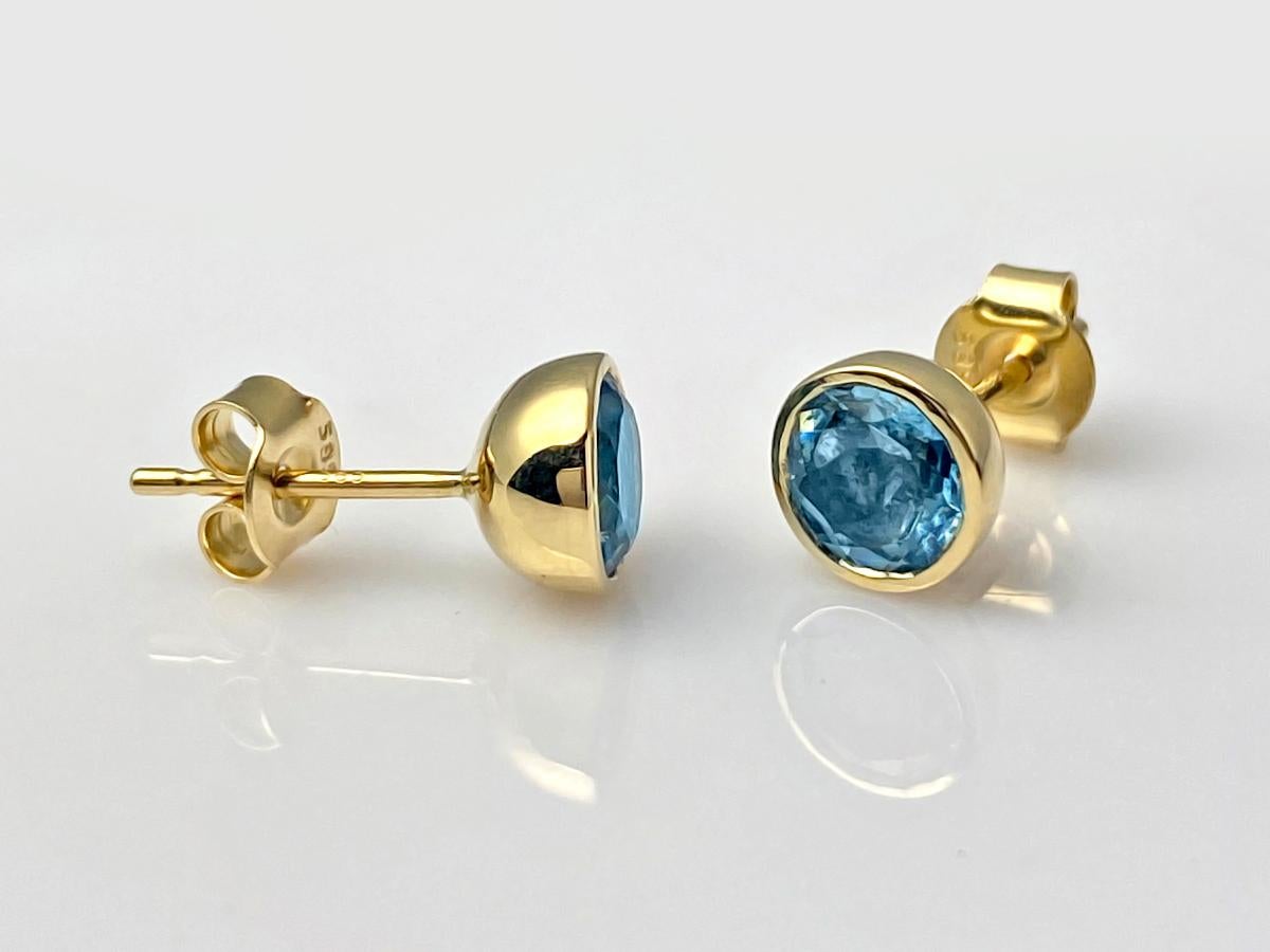 Donna 14 kt Yellow gold 2.14ct Topaz 'Azure Ocean' Bezel Studs' in vendita