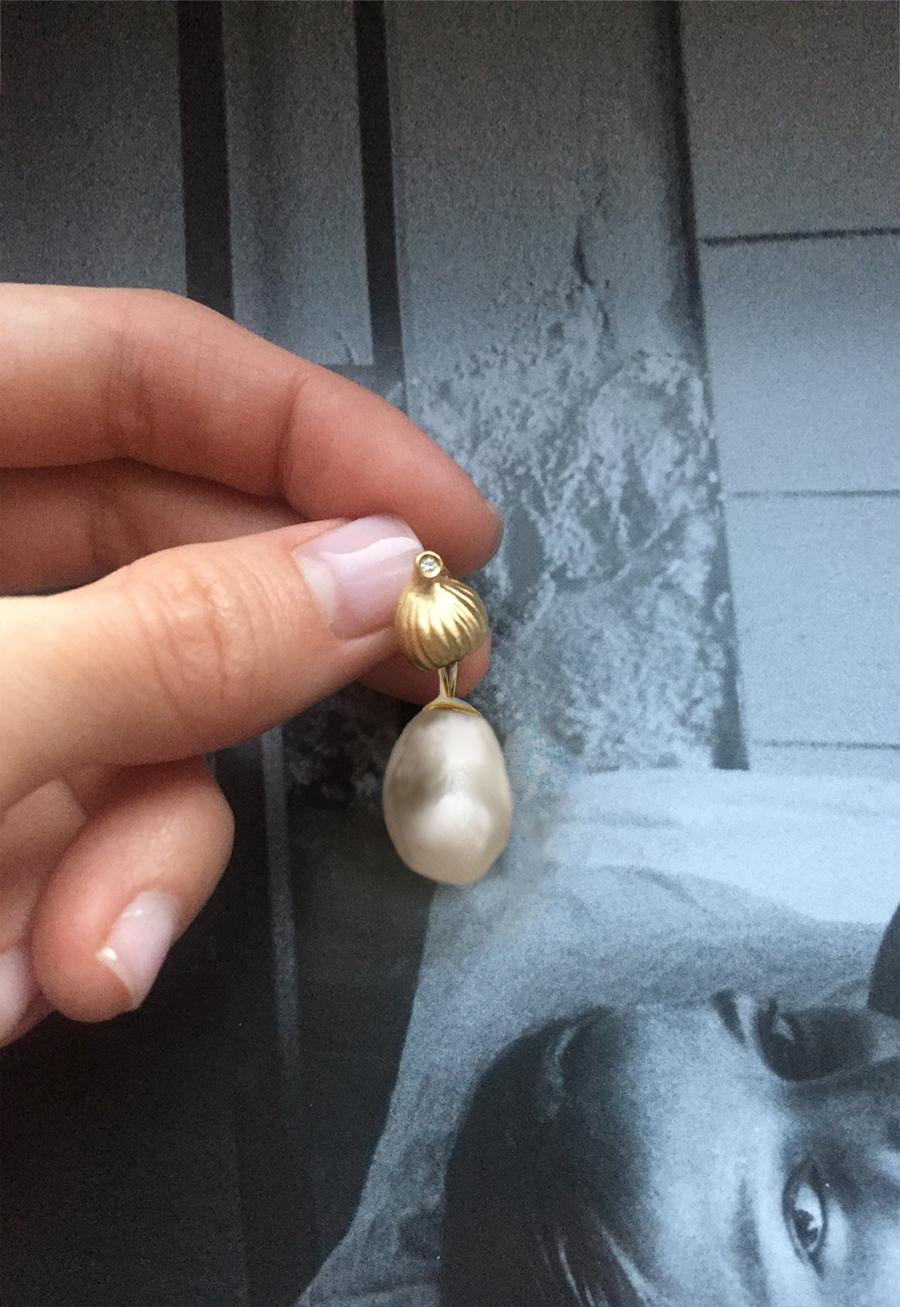 Round Cut Tahitian Baroque Pearl Yellow Gold Contemporary Drop Earrings with Diamonds  For Sale