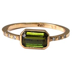 14 kt Gelbgold Ring mit grünem Turmalin und Diamant