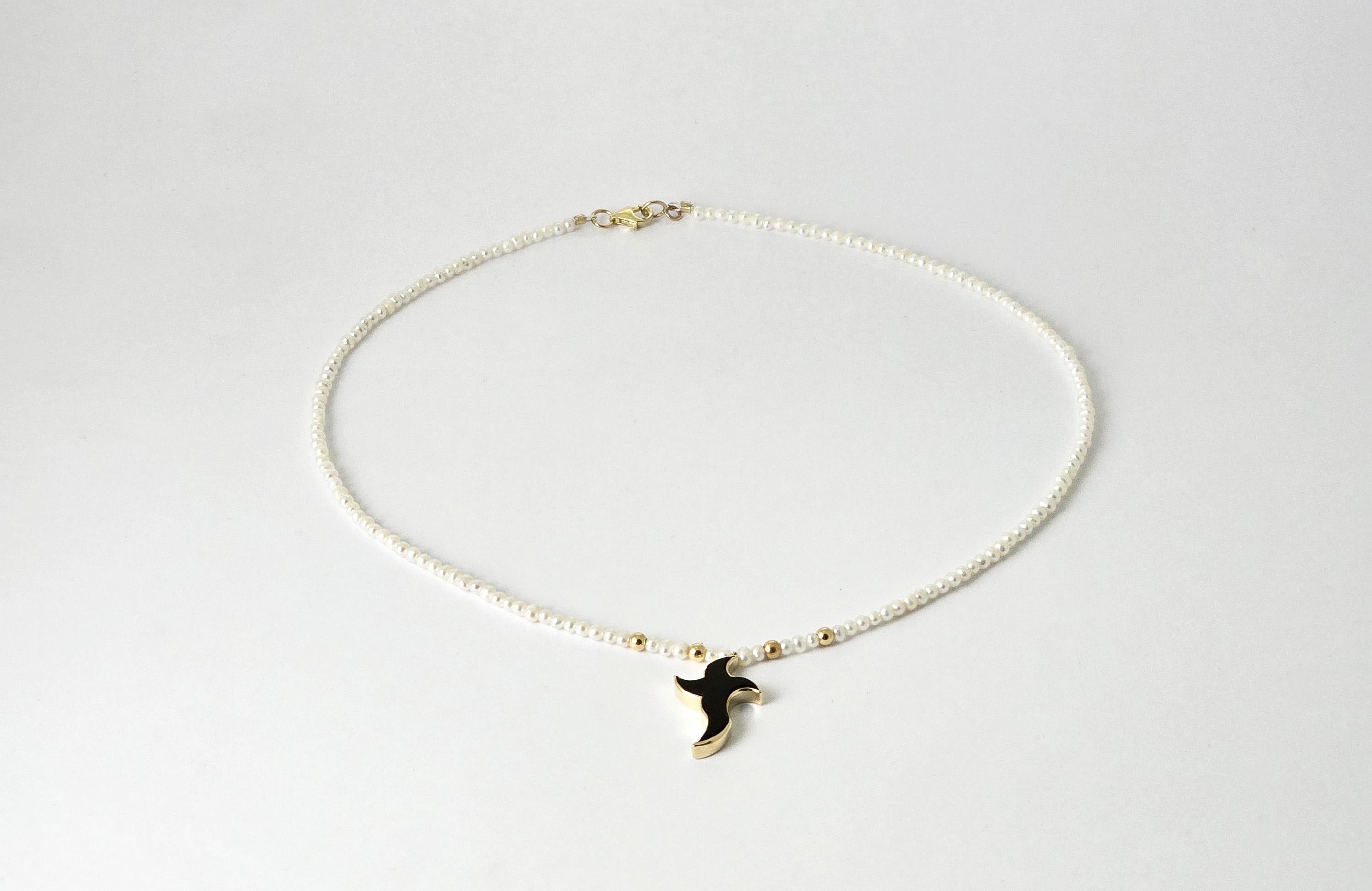 Uncut 14 kt Yellow Gold Onyx Cross & Freshwater Pearl Necklace For Sale