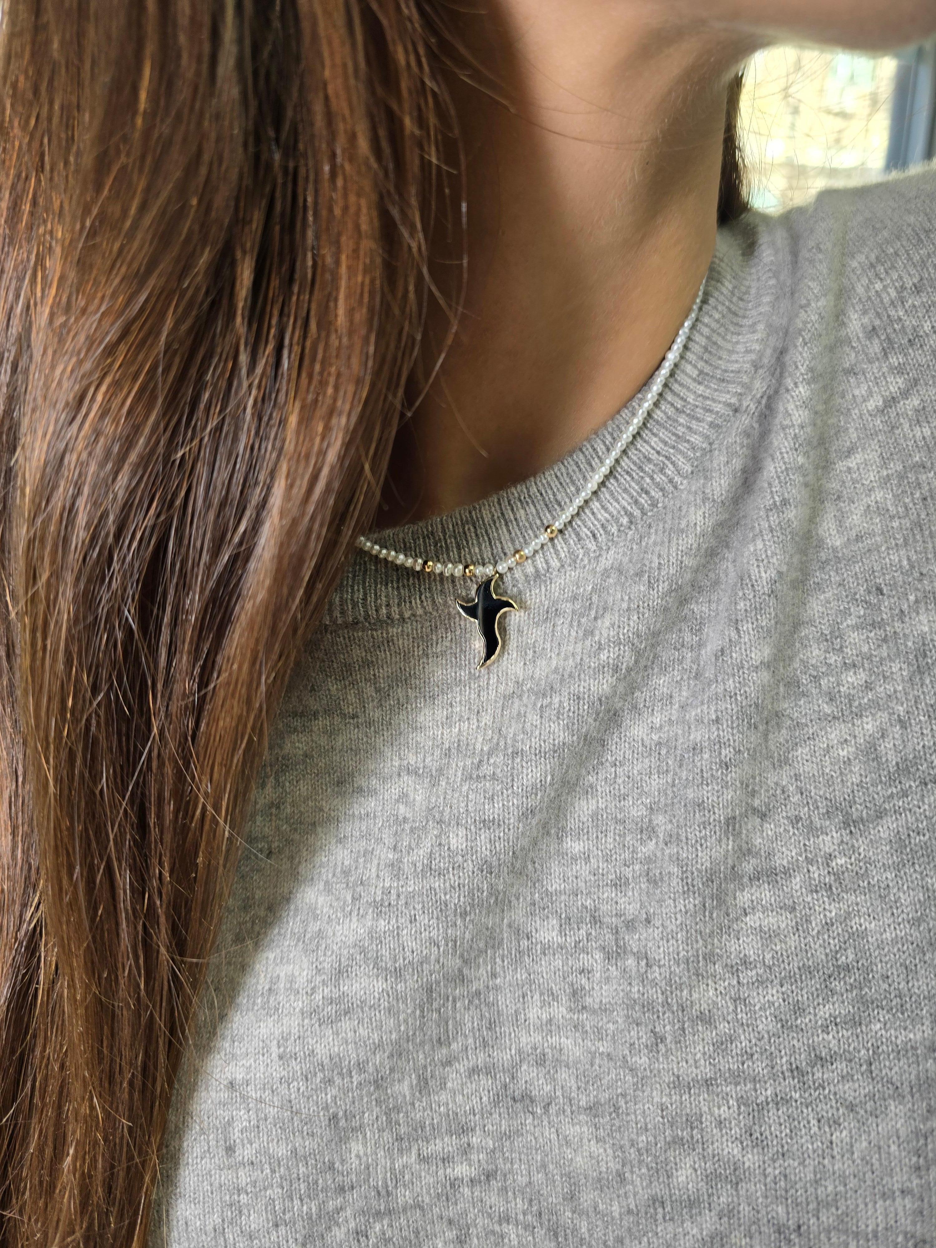 Women's 14 kt Yellow Gold Onyx Cross & Freshwater Pearl Necklace For Sale