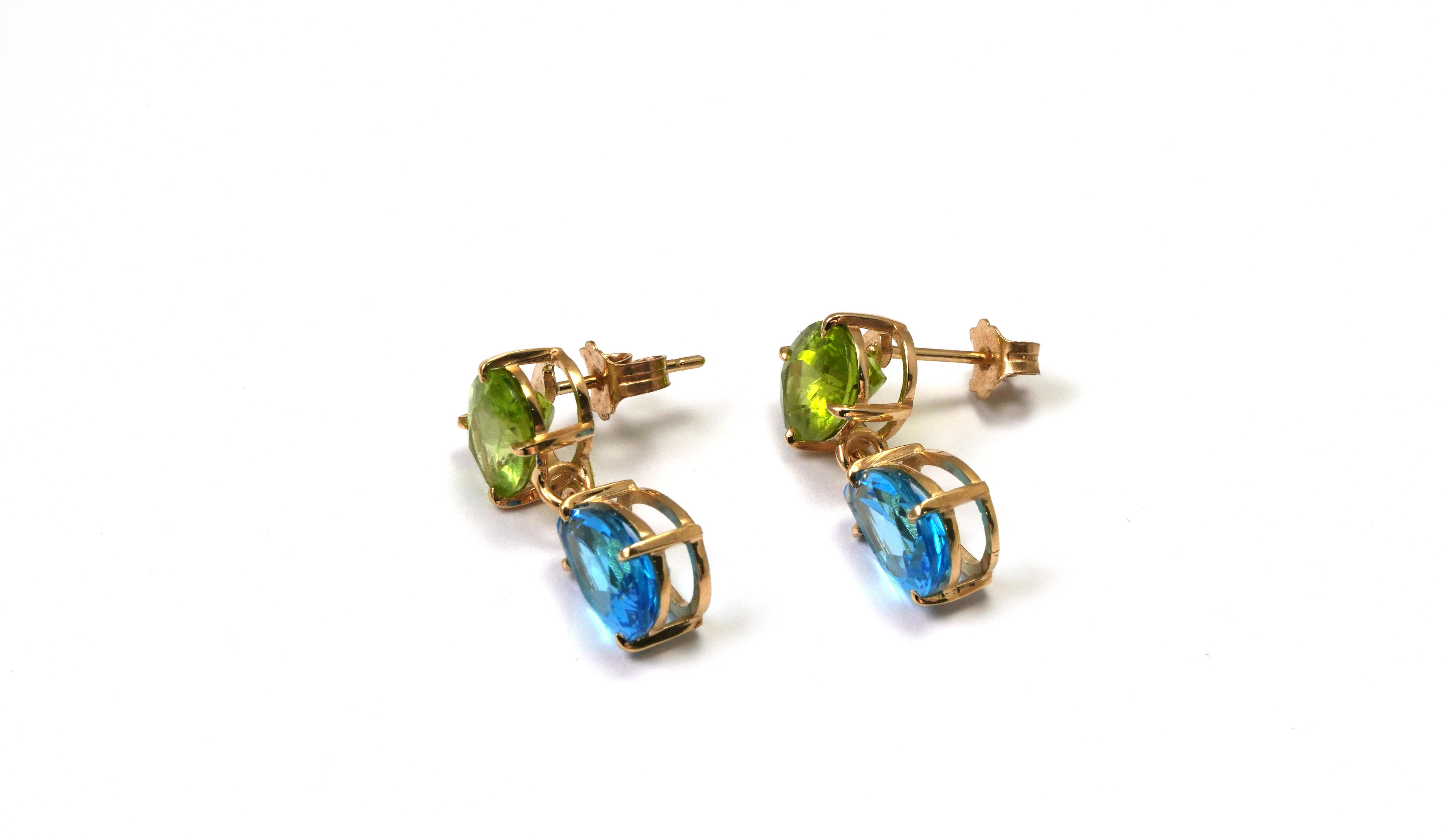 14 Kt Yellow Gold Peridot Blue Topaz Earrings In New Condition For Sale In София, BG