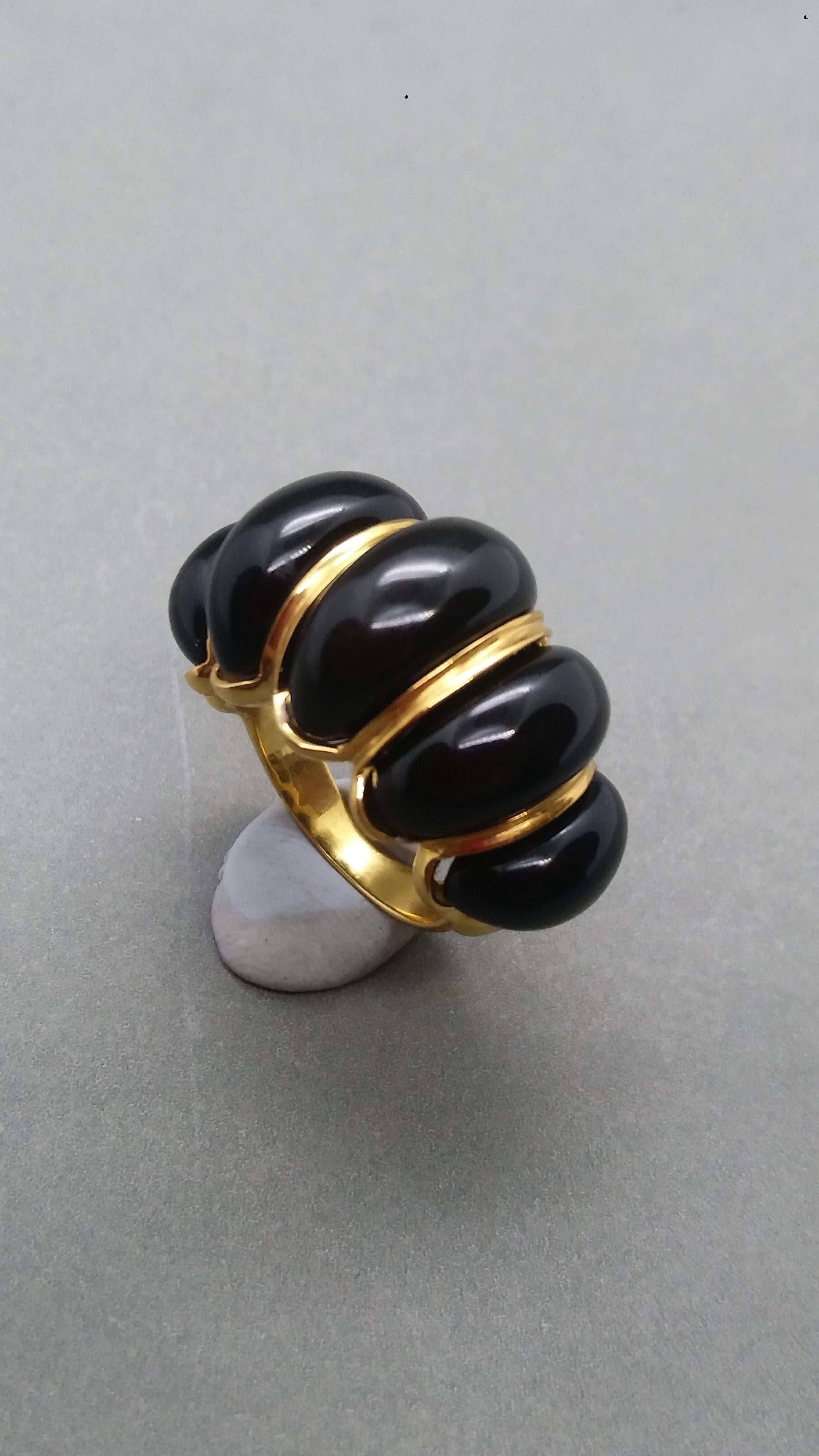 Women's 14 Kt Yellow Gold Ring with 5 Black Onyx Domed Sectors Cocktail Ring For Sale