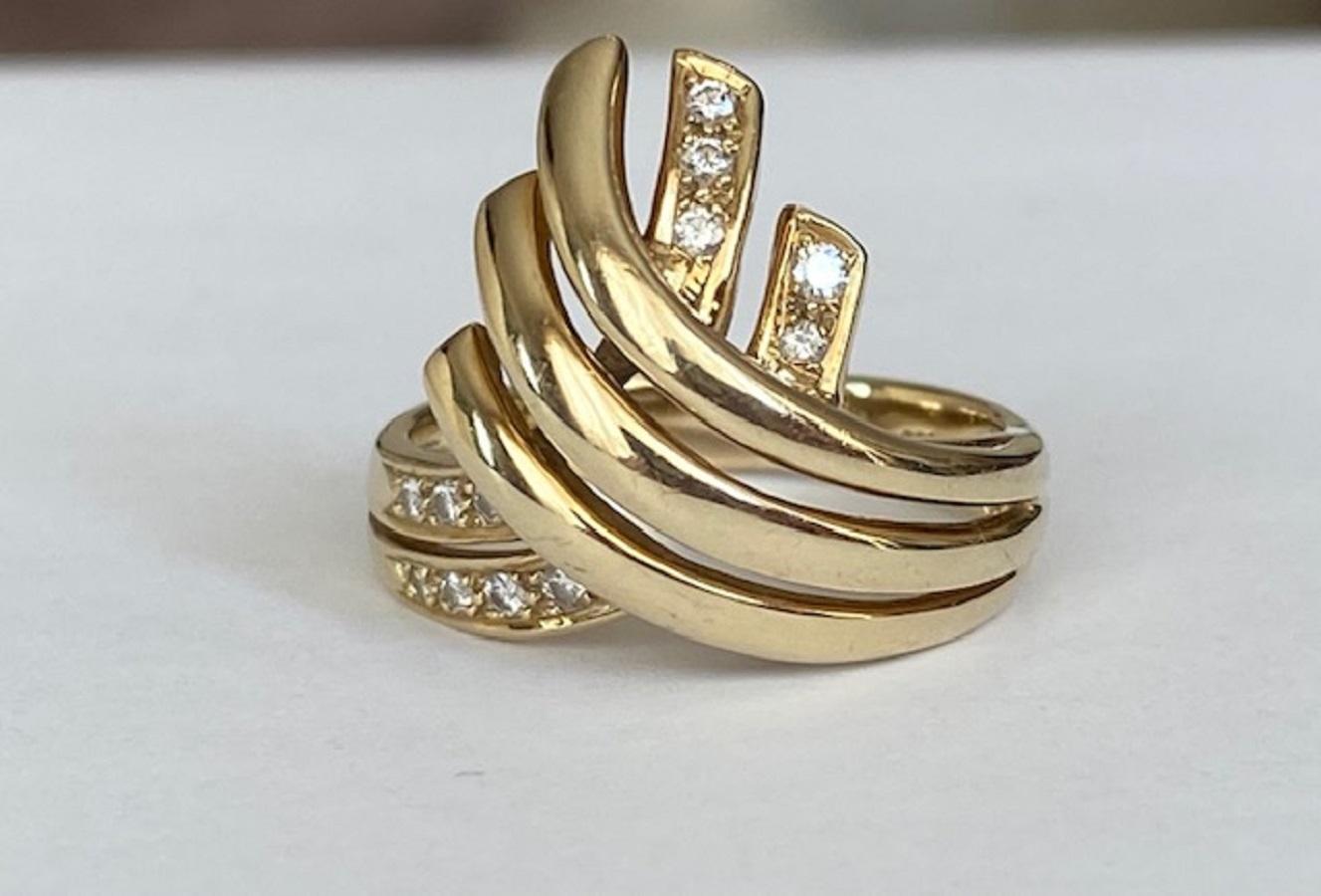 Brilliant Cut 14 kt yellow gold ring with diamonds approx. 0.20 crt For Sale