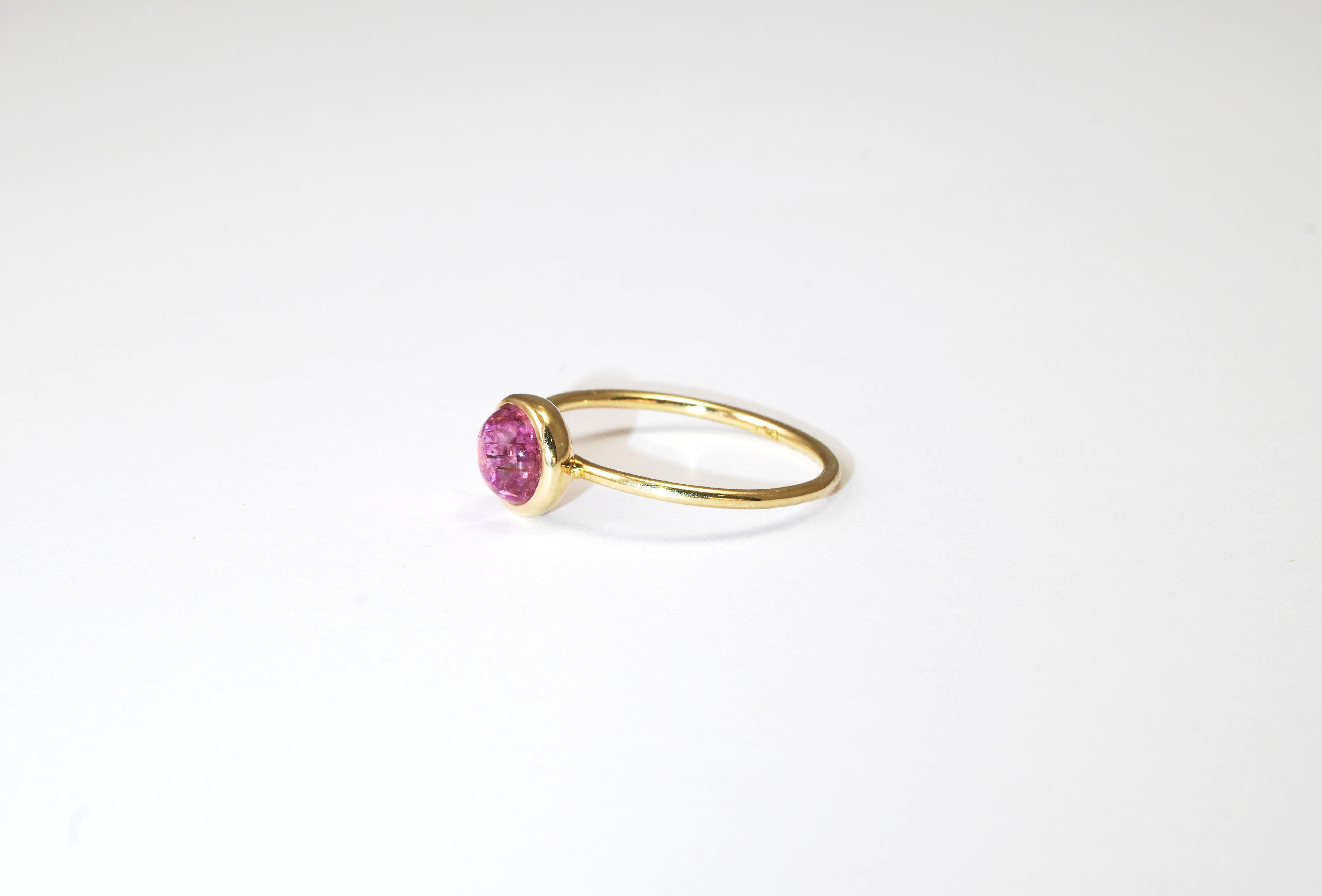 Modern 14 kt Yellow Gold Rubellite Tourmaline Ring For Sale