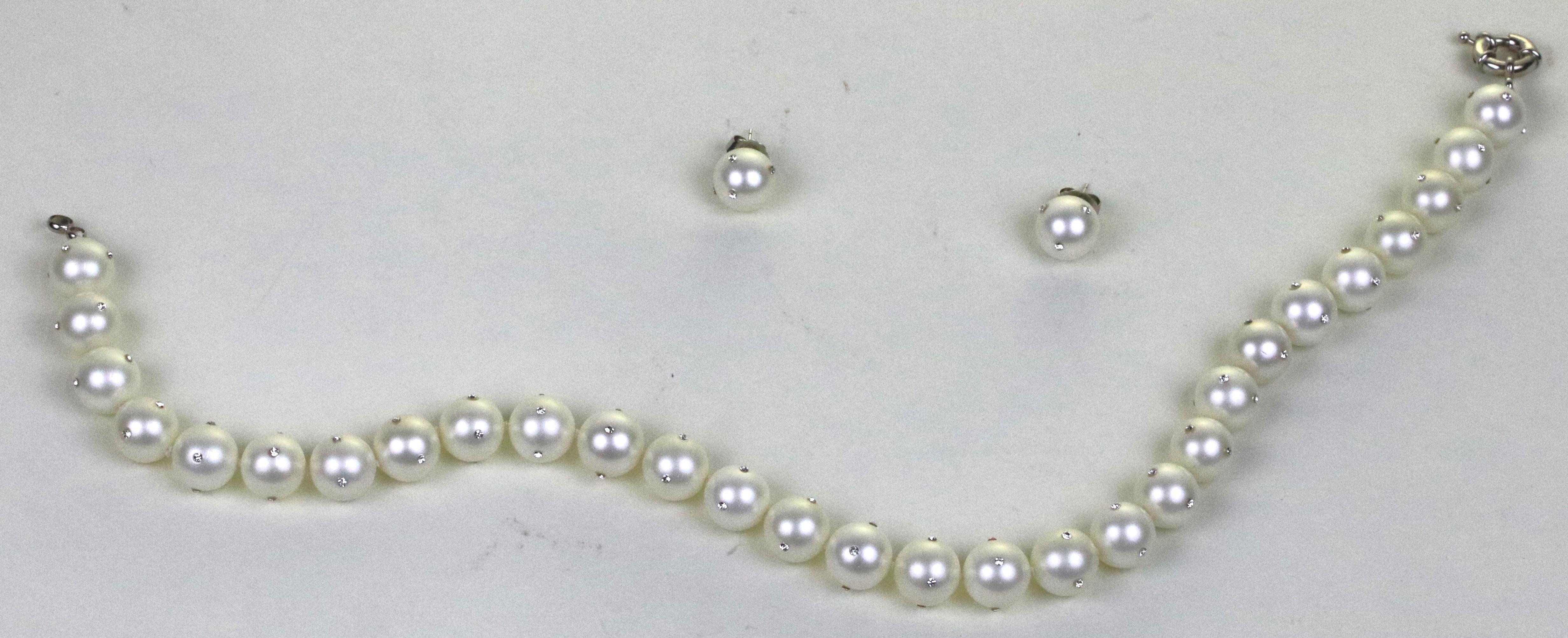 faux pearl and diamond necklace
