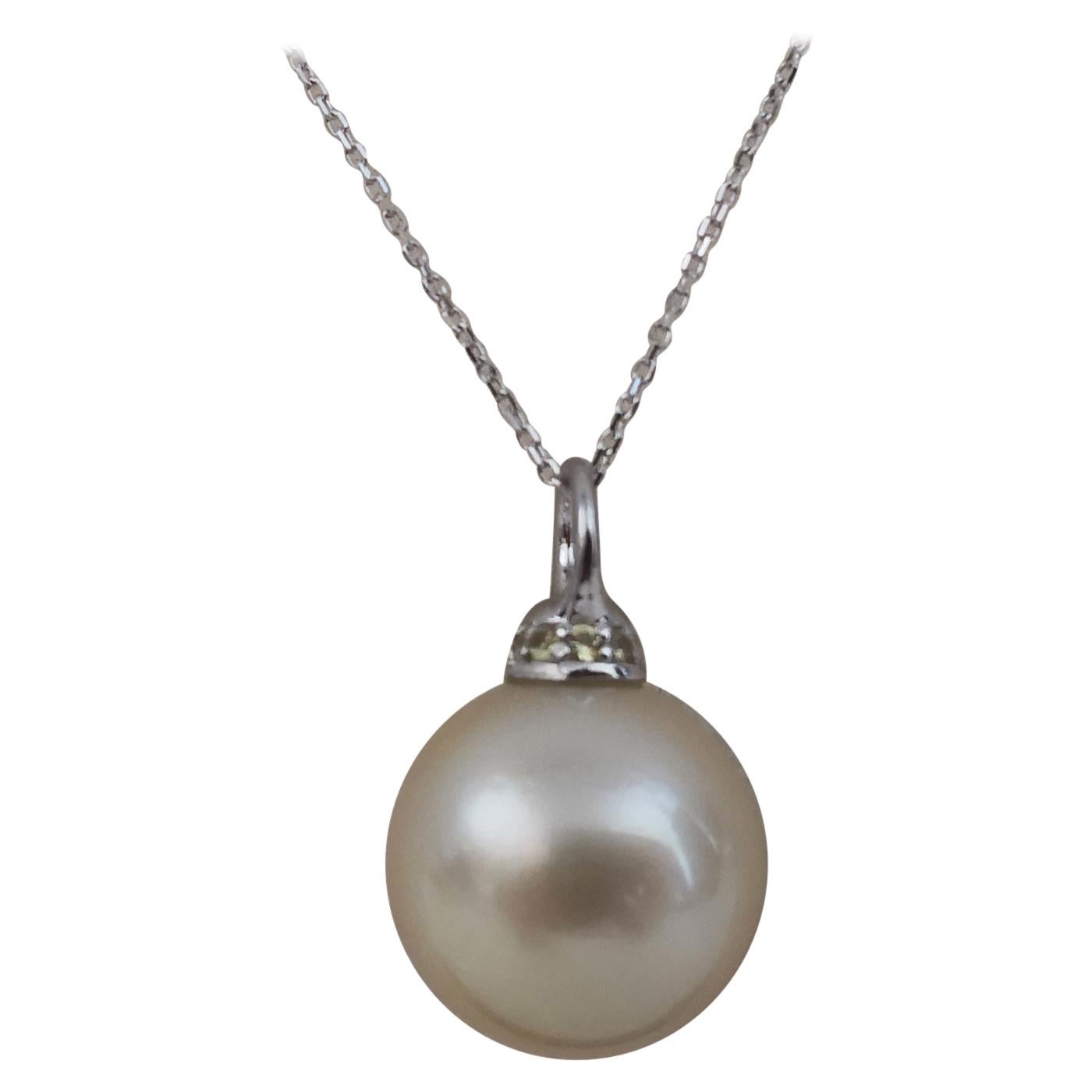 South Sea Pearl Pendant Necklace, Sapphires, Gold For Sale