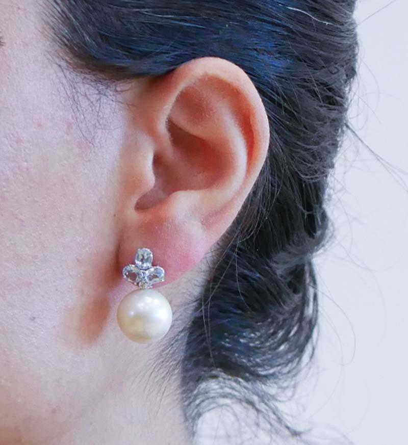Pendiente Perlas Blancas 14 Mm, Topacios Color Aguamarina, Diamantes, Oro Blanco 14 Kt en Nuevo Estado en Marcianise, Marcianise (CE)