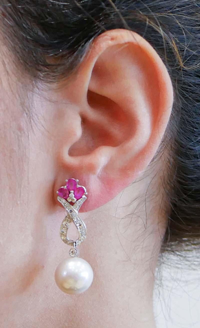 14 Mm White Pearls, Rubies, Diamonds, Platinum Earrings. In Good Condition For Sale In Marcianise, Marcianise (CE)