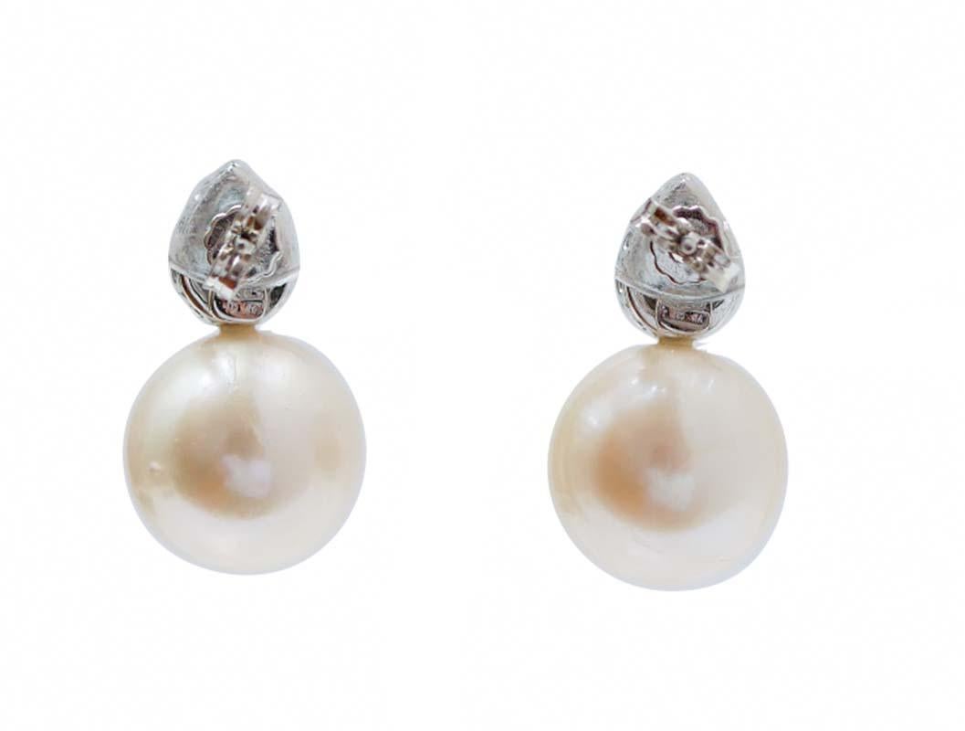 Rétro Orecchini con perle bianche da 14 mm, topazio, diamanti, oro bianco da 14 carati. in vendita