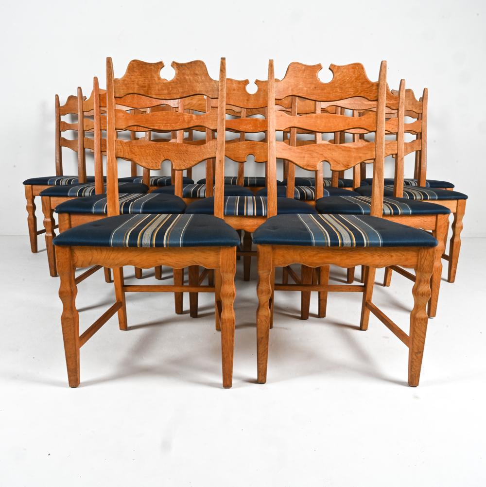 Scandinavian Modern (14) Oak 'Razorback' Dining Side Chairs By Henning Kjaernulf, Denmark 1970's For Sale