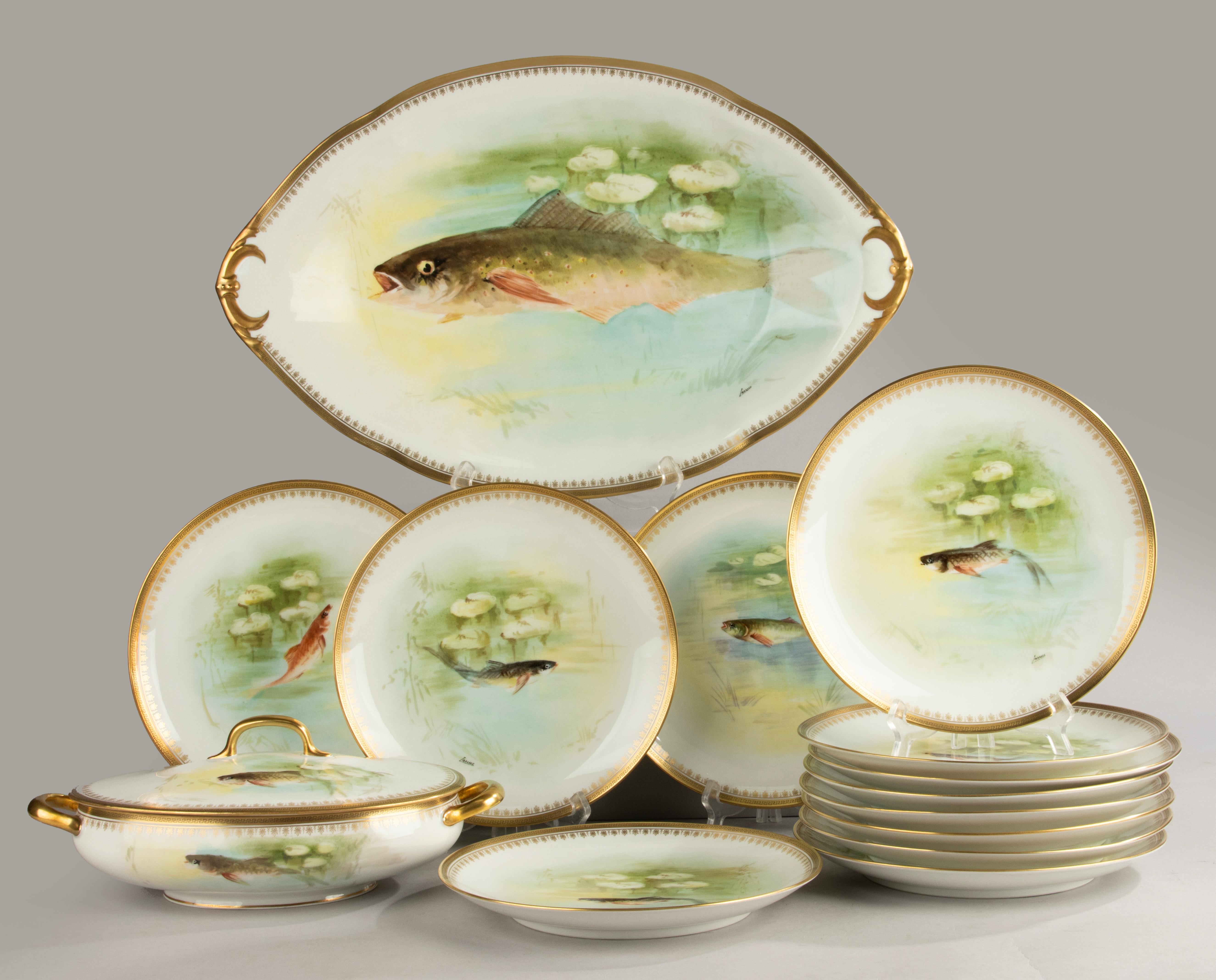 Belle Époque Servizio di pesce da 14 pezzi - Porcellana di Bernardaud Limoges - Anni '20 in vendita