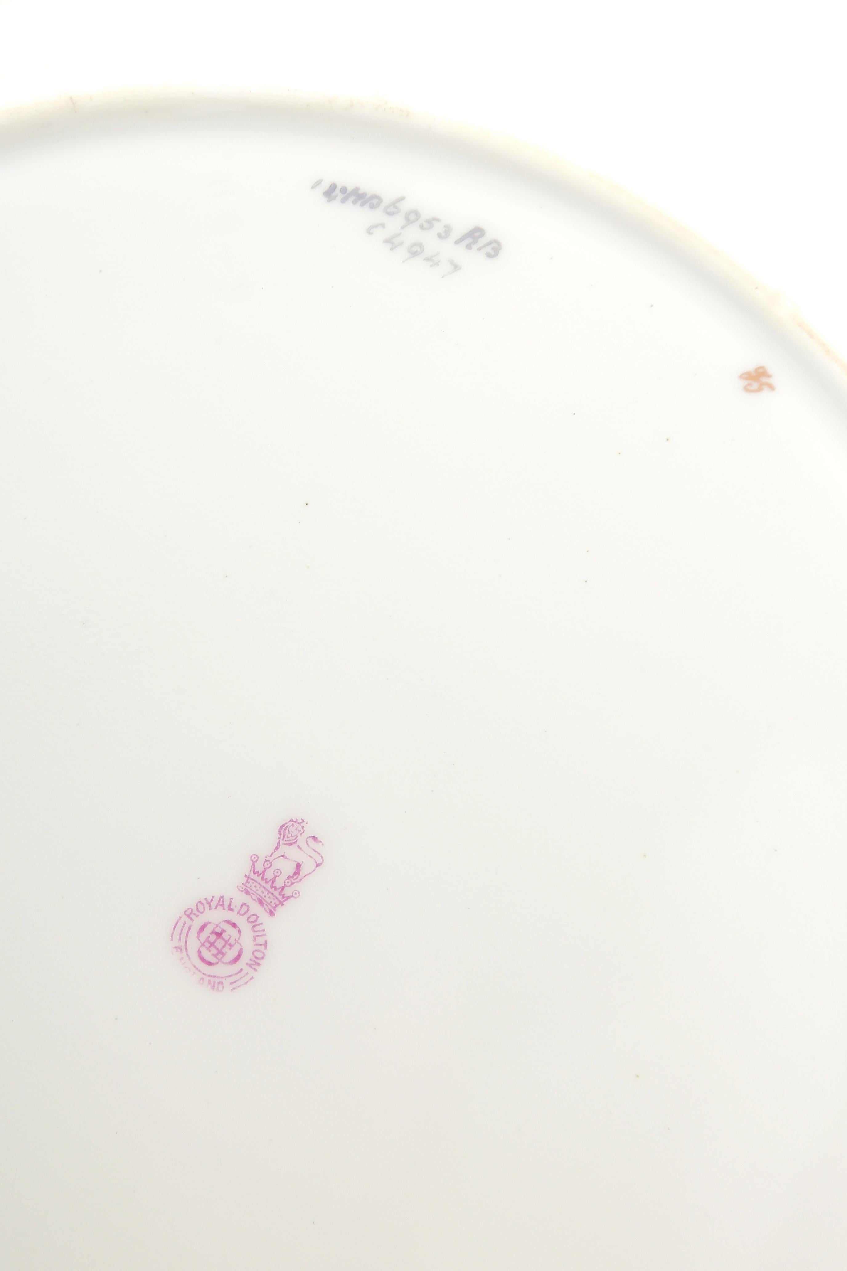 14 Pink Dinner Plates with Elaborate Raised Gilding, Antique English In Good Condition In West Palm Beach, FL