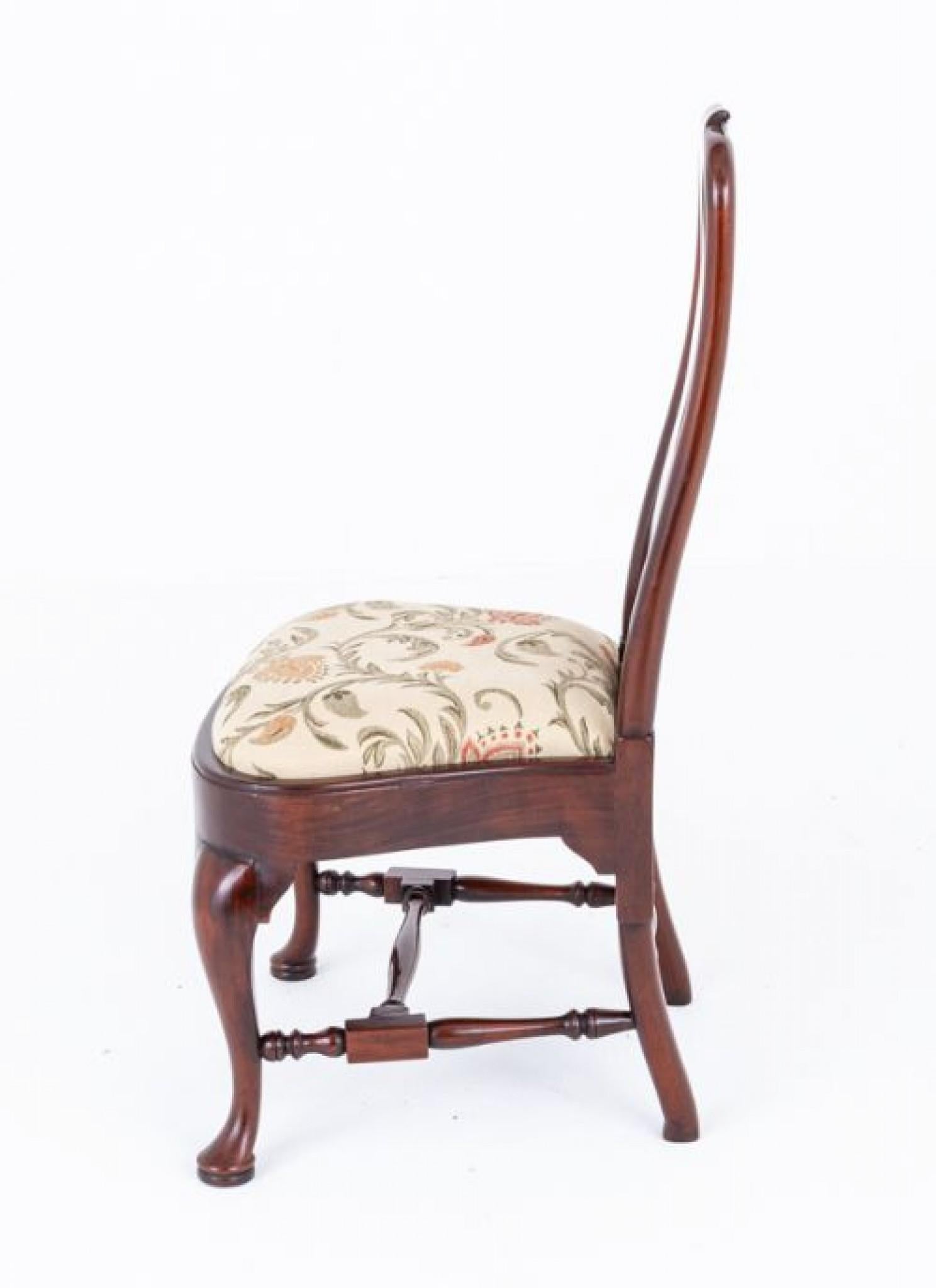 14 Queen Anne Dining Chairs Mahogany Set In Good Condition For Sale In Potters Bar, GB