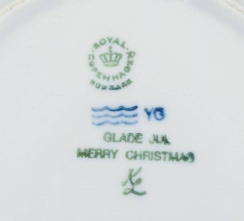Hand-Painted 14 Royal Copenhagen Christmas plates from the 1960s / 70s / 80s For Sale
