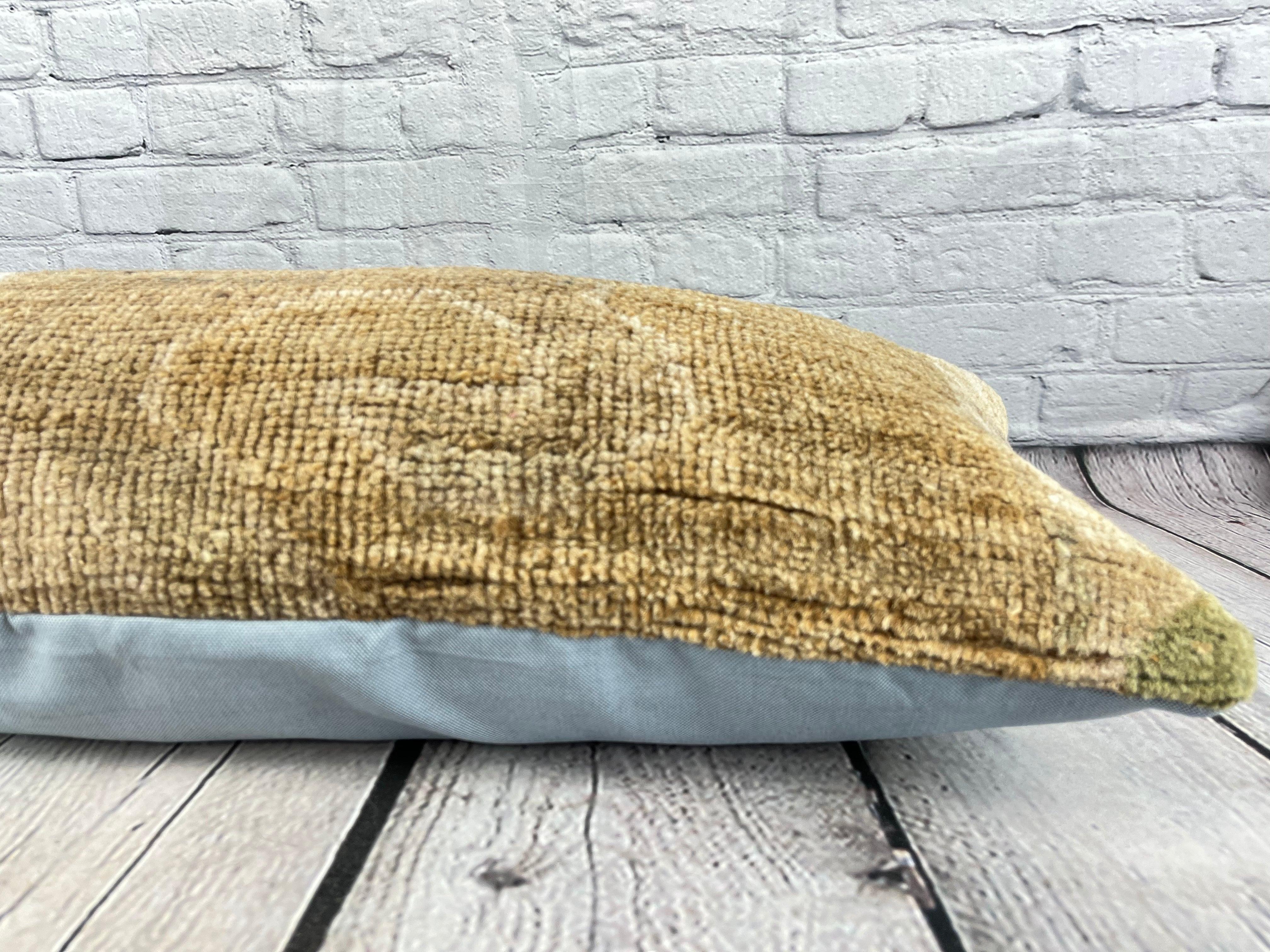 14 x 35 Lumbar Rug Pillow Luxe Haven Turkish Pillow Cushion Cover #7598 In New Condition For Sale In Houston, TX