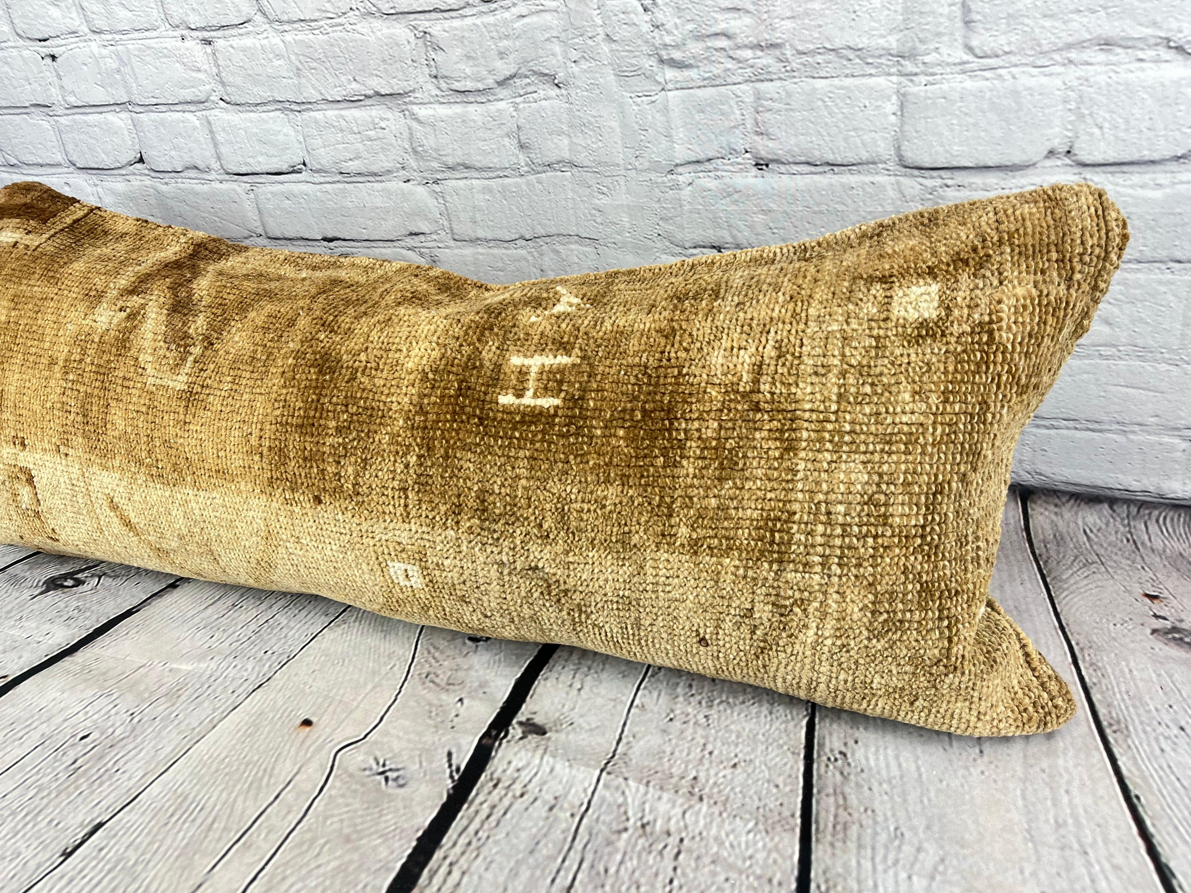 14 x 35 Lumbar Rug Pillow Serenade Oasis Turkish Pillow Cushion Cover #7822 Enhance your home decor with our Lumbar Rug Pillow Turkish Rug Cushion. This exquisite pillow cover, meticulously handwoven, brings a touch of elegance and cultural heritage