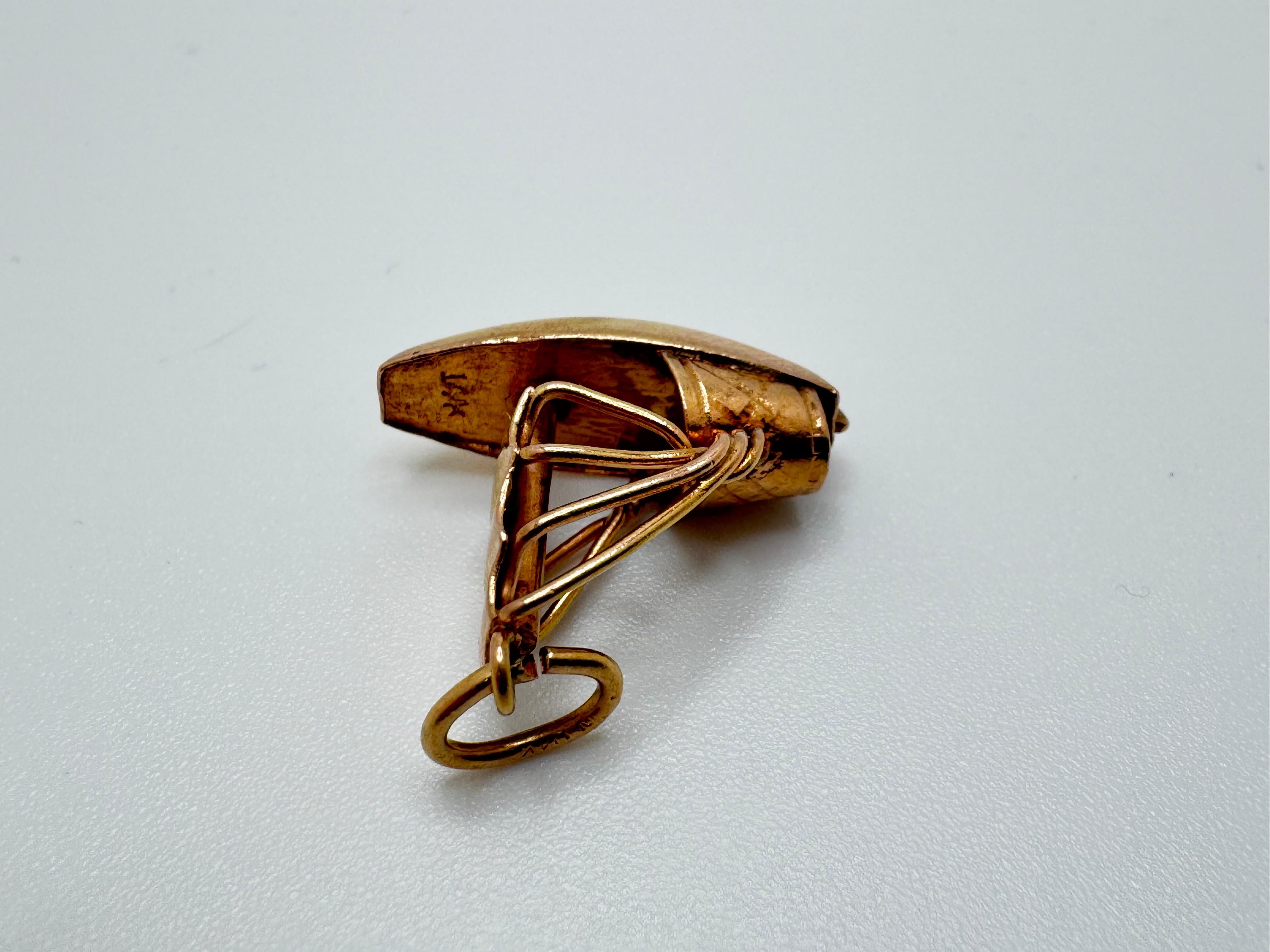 14 YG Ali d'angelo del Padre Charm in vendita 4