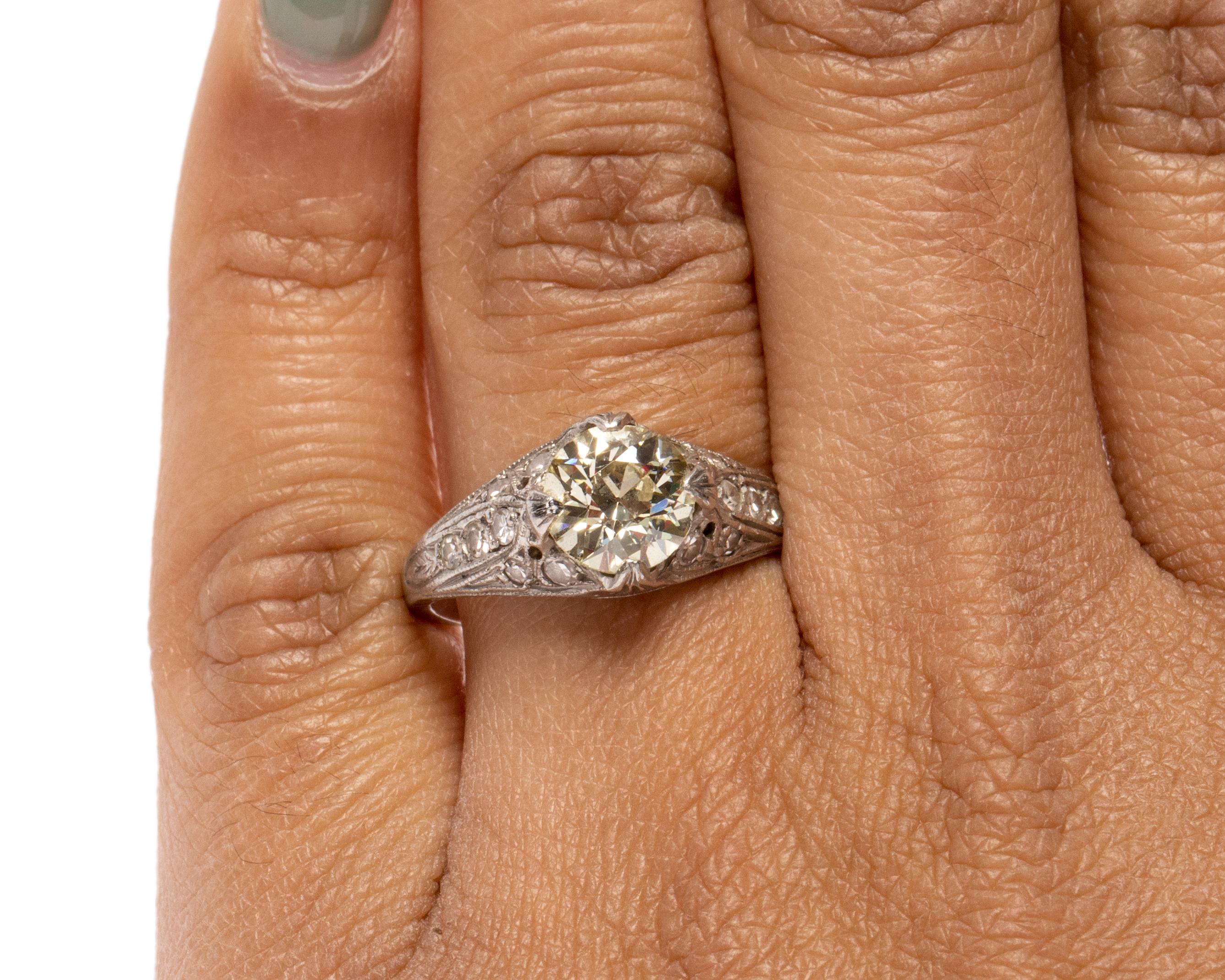 Women's 1.40 Carat Art Deco Diamond Platinum Engagement Ring For Sale