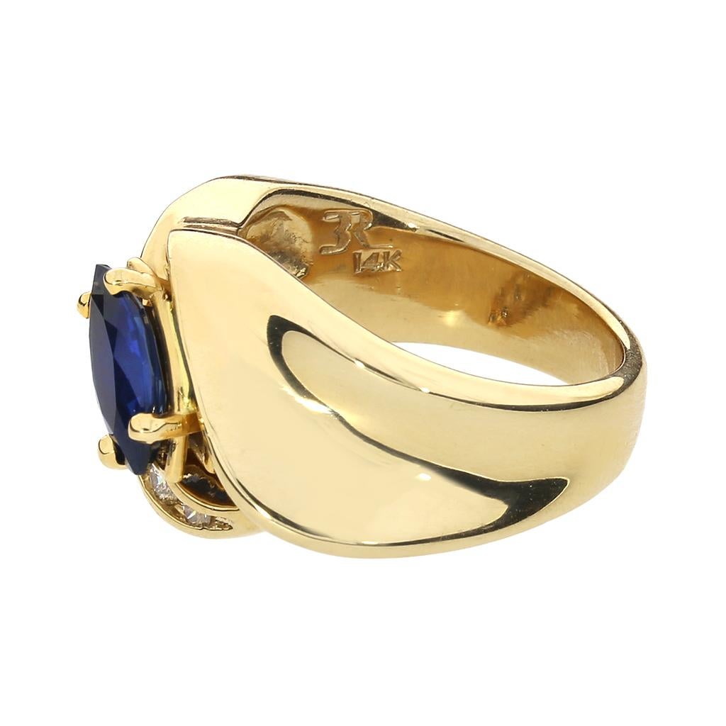 Women's or Men's 1.40 Carat Blue Sapphire & Diamond 14K Ring For Sale