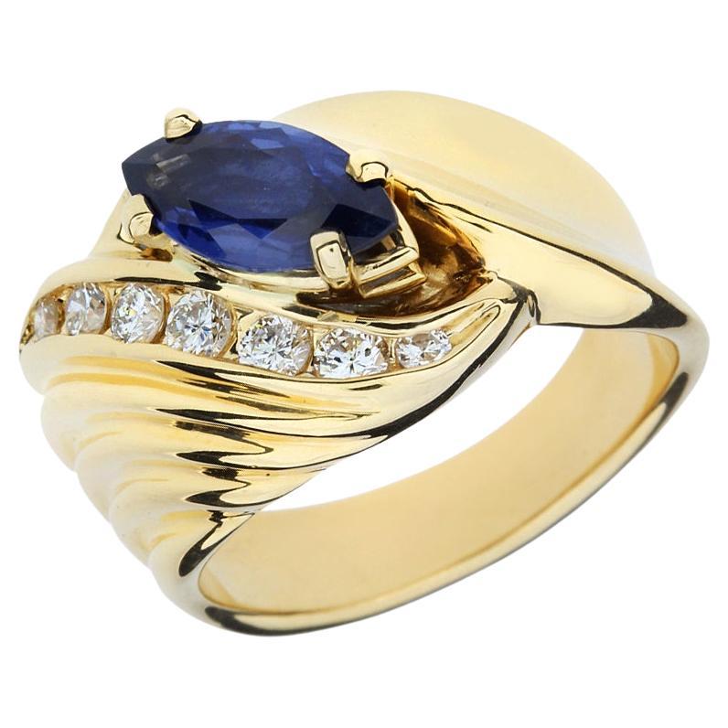 1.40 Carat Blue Sapphire & Diamond 14K Ring For Sale