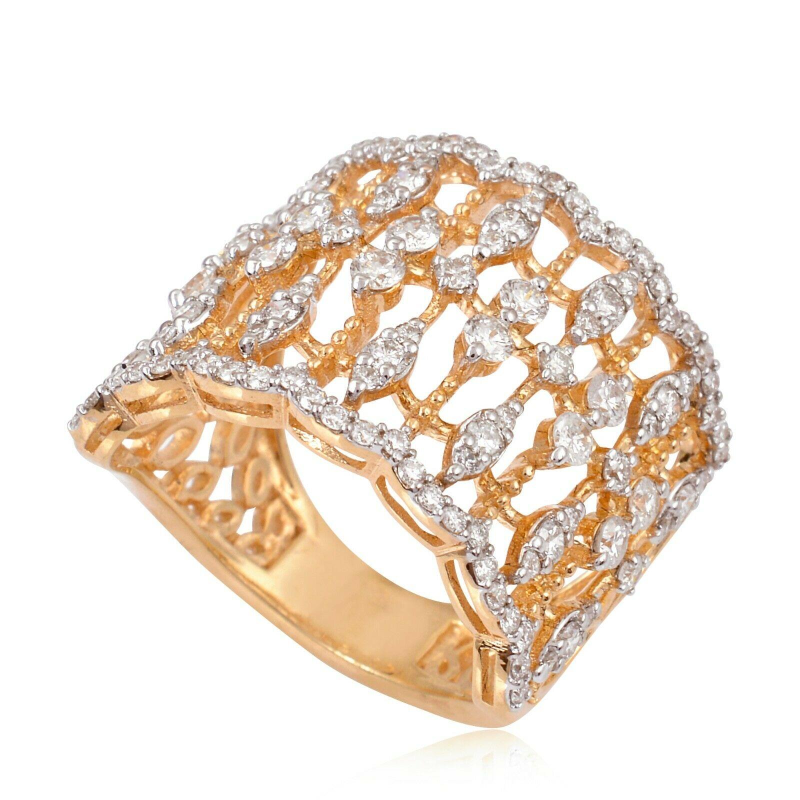For Sale:  1.40 Carat Diamond 18 Karat Gold Lace Ring 3