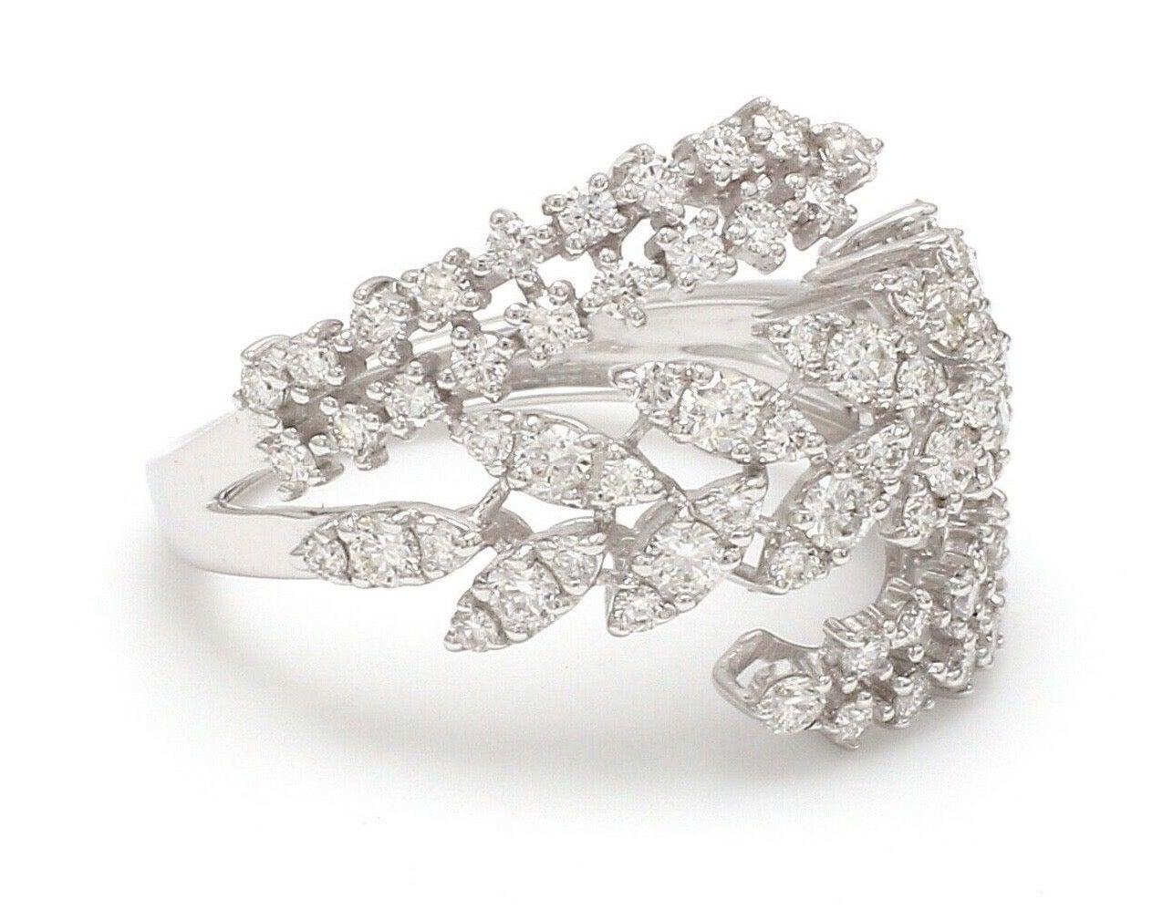 For Sale:  1.40 Carat Diamond 18 Karat White Gold Wrap Ring 3