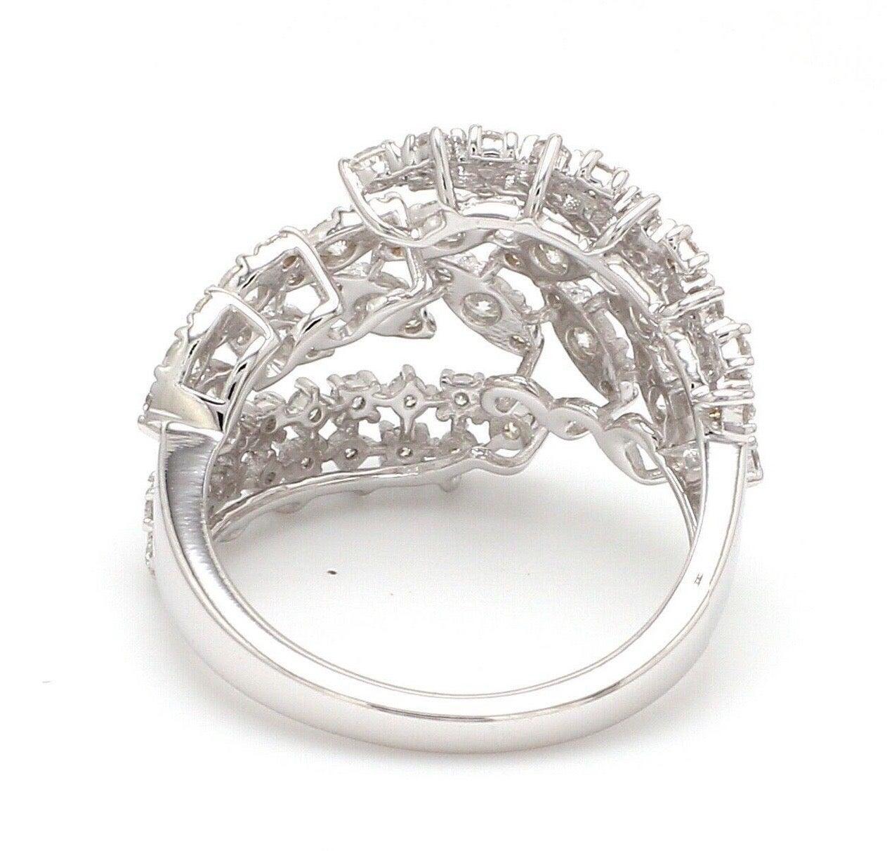 For Sale:  1.40 Carat Diamond 18 Karat White Gold Wrap Ring 4