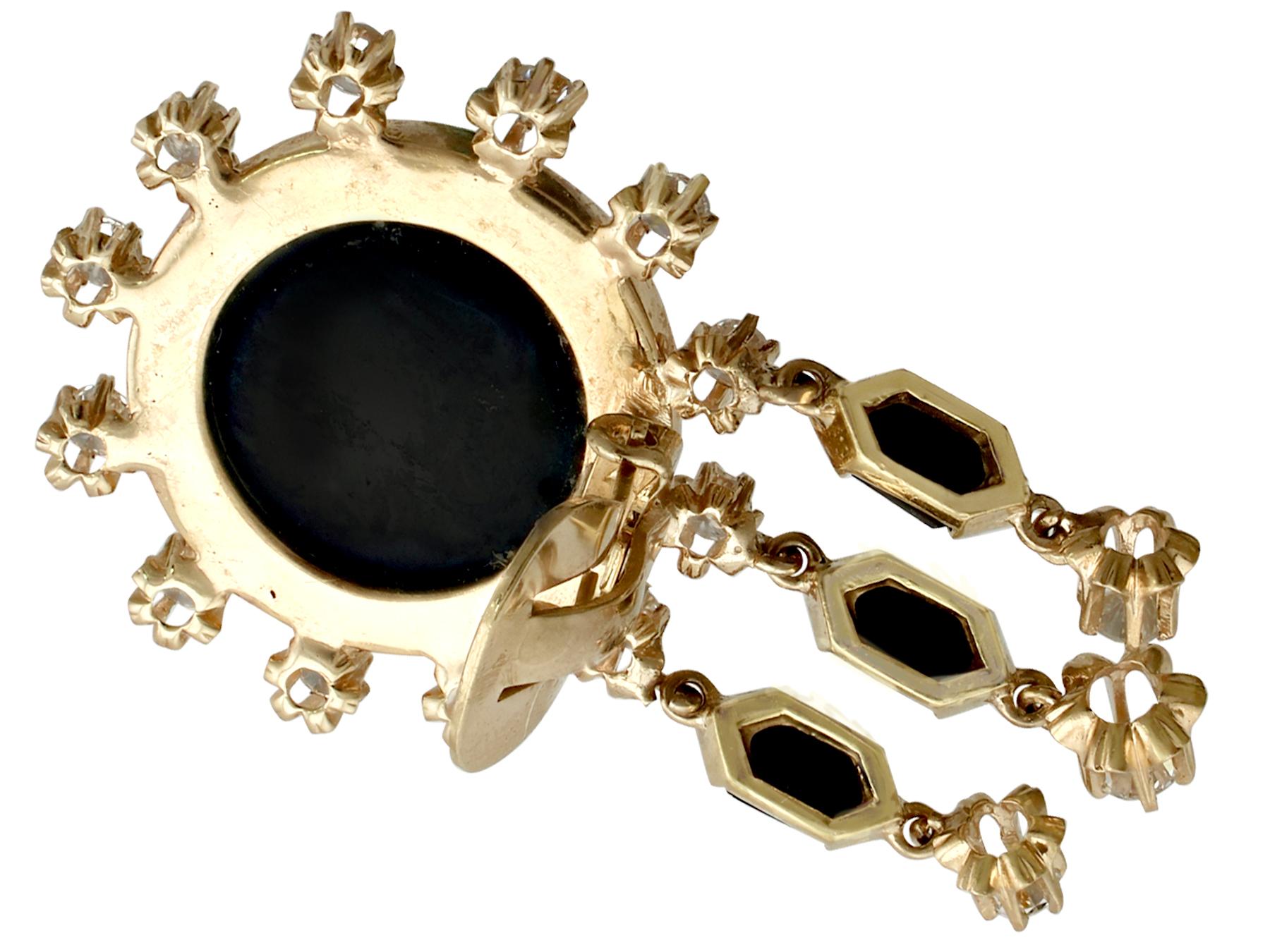 Art Deco 1.40 Carat Diamond and Onyx Yellow Gold Drop Earrings