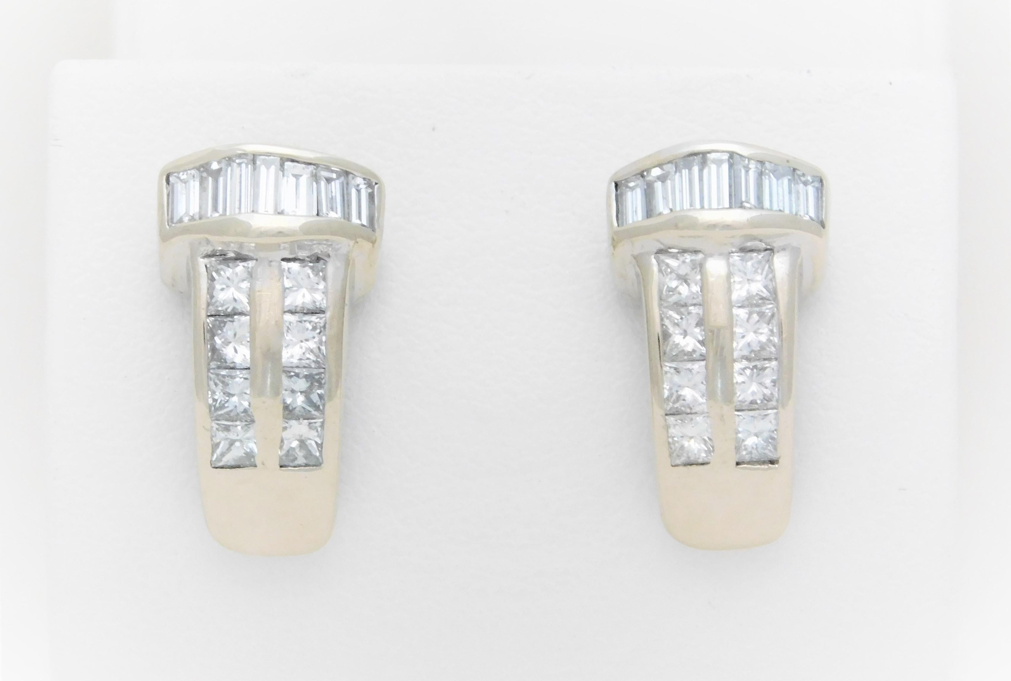 Women's or Men's 1.40 Carat Diamond Earrings For Sale