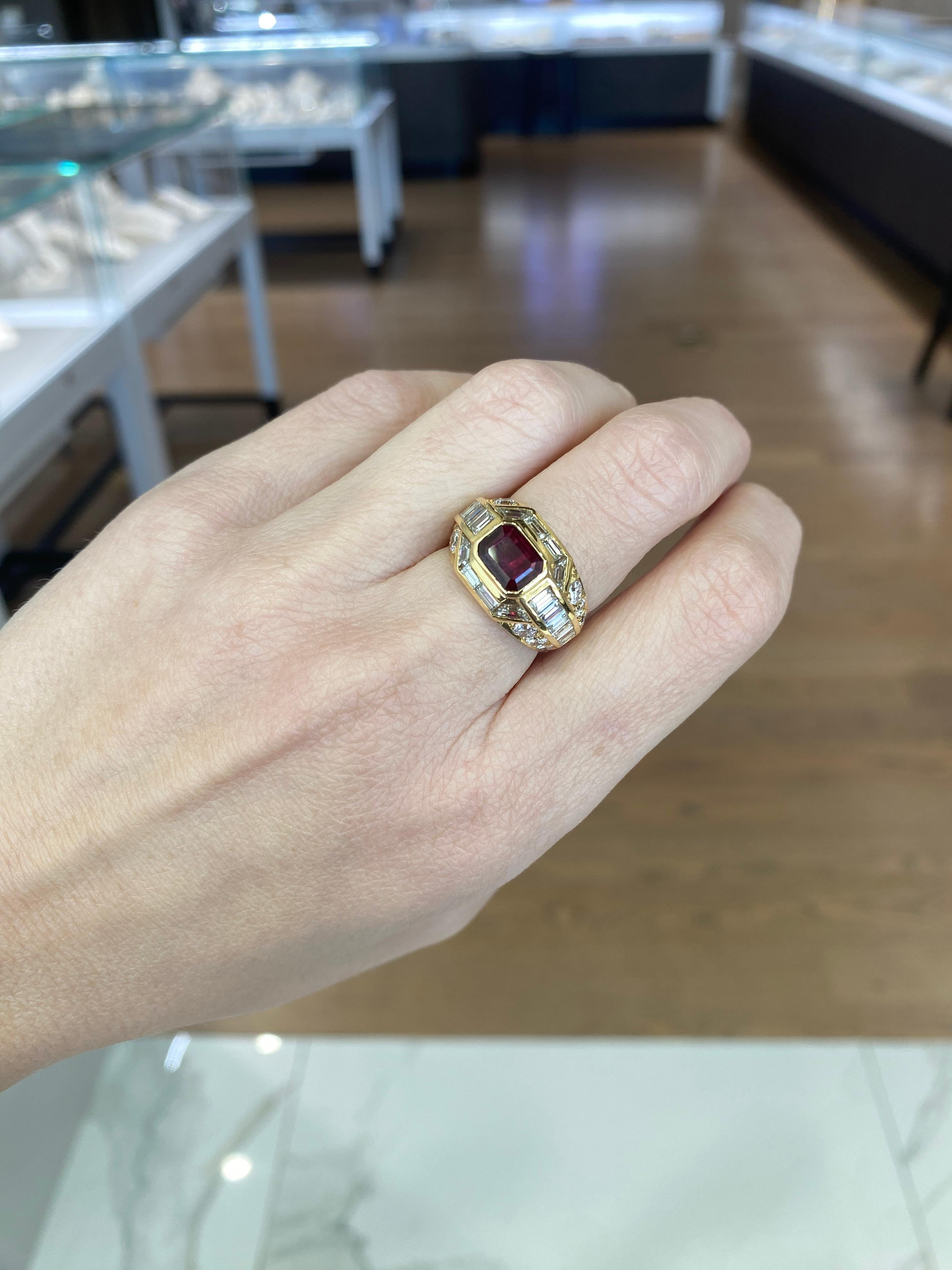 1.40 Carat Emerald Cut Thai Ruby and Diamond 18k Yellow Gold Cocktail Ring  For Sale 6