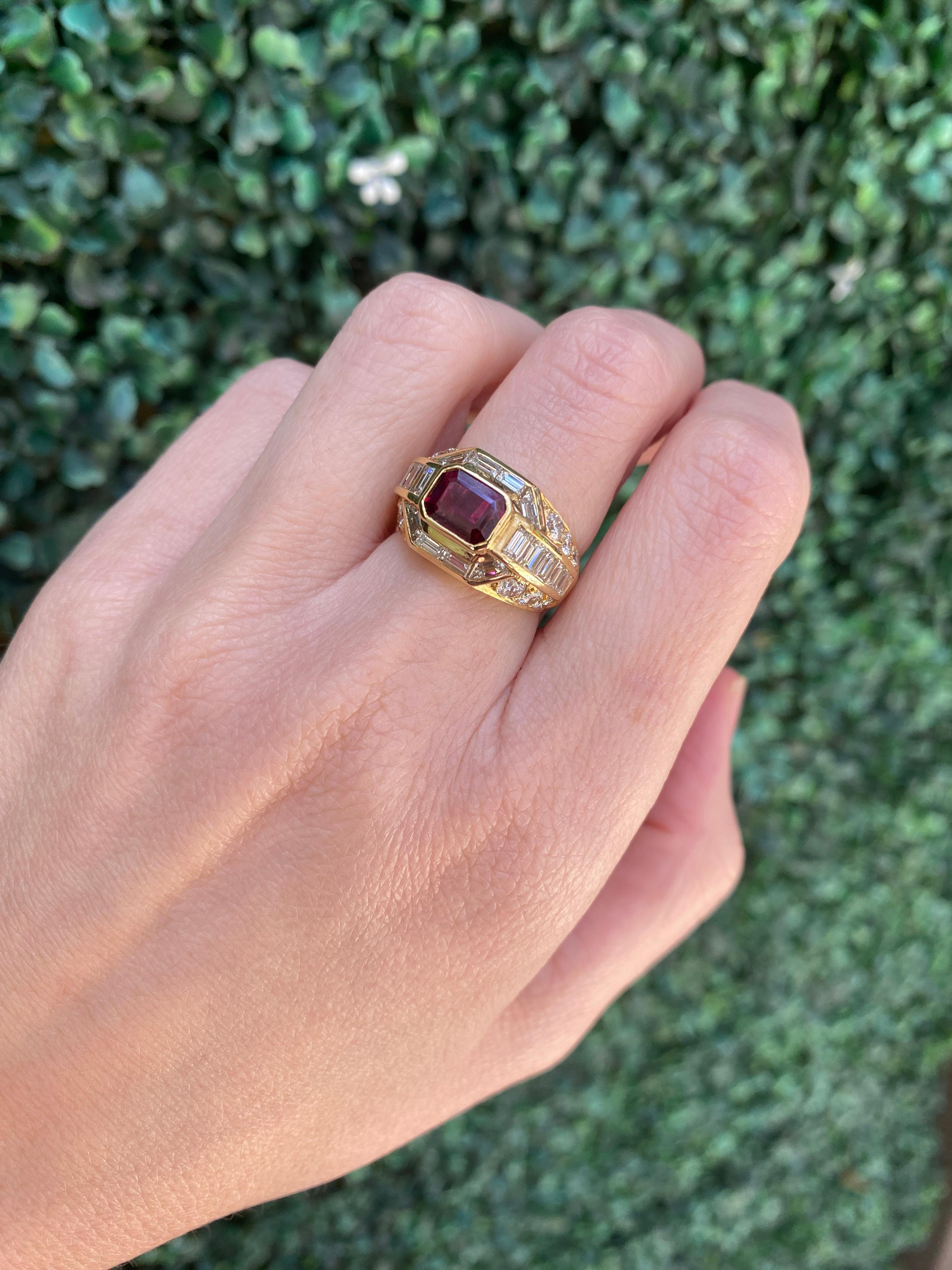 1.40 Carat Emerald Cut Thai Ruby and Diamond 18k Yellow Gold Cocktail Ring  For Sale 12